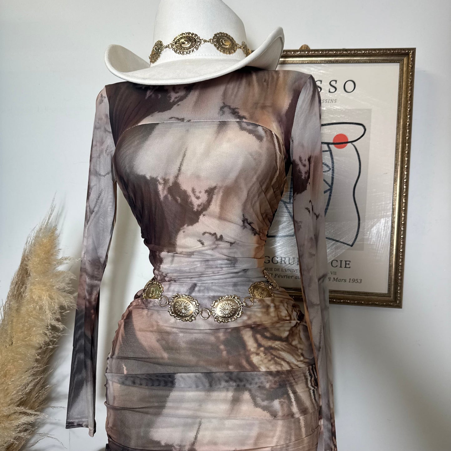 Round Neck Long Sleeve Ruching Midi Dress-Brown Marble