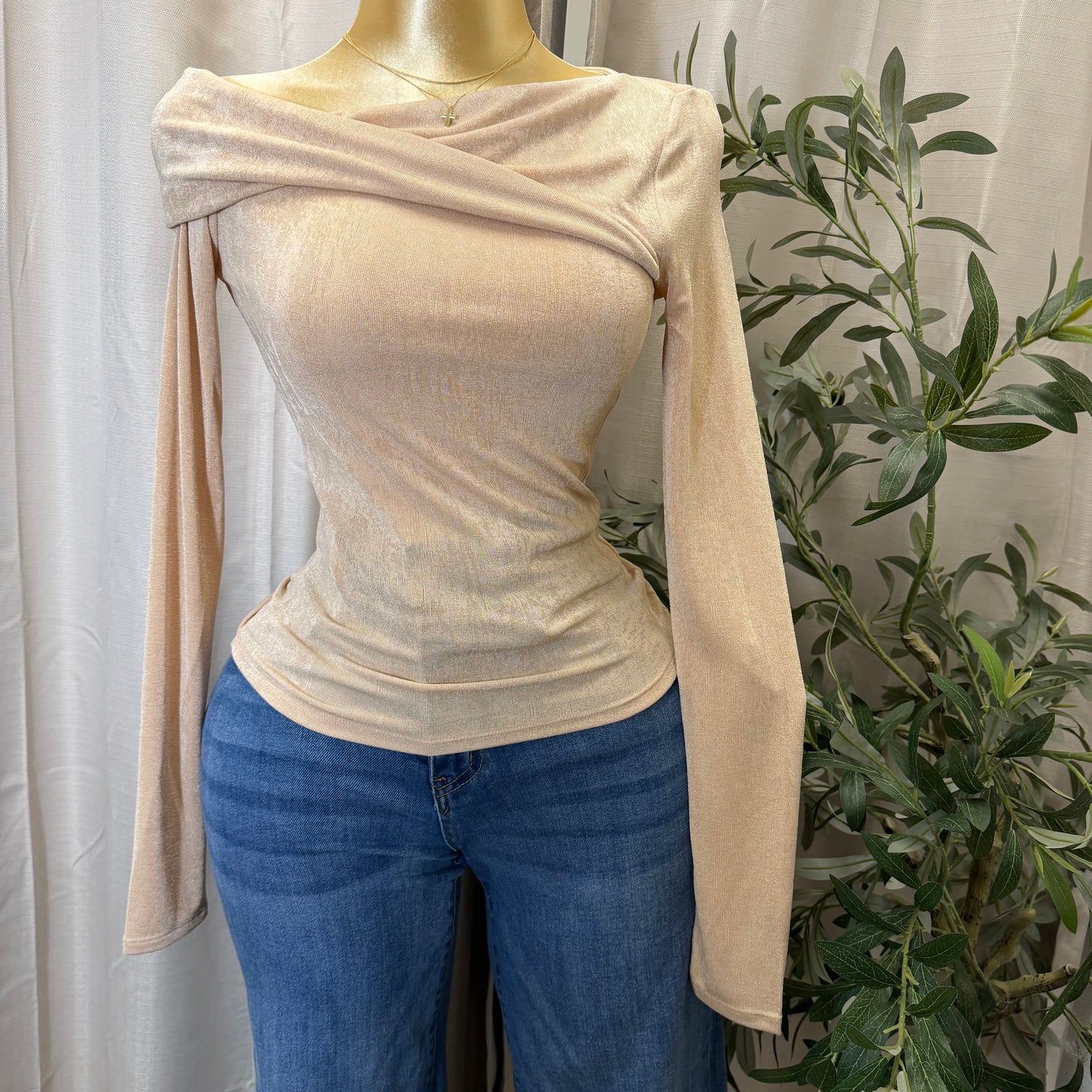 Off Shoulder twist Detail Mesh Top-Nude
