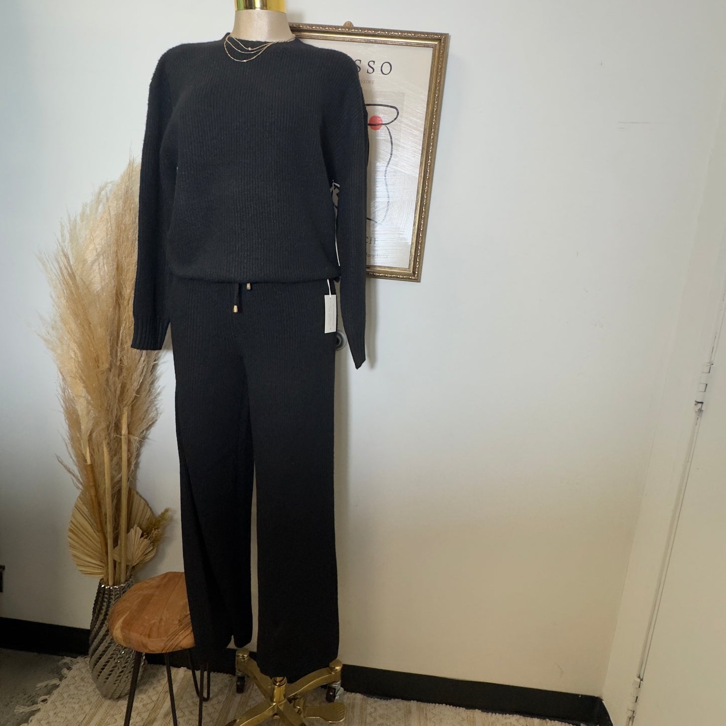 Crew Neck Pullover sweater and Pants Set-Black