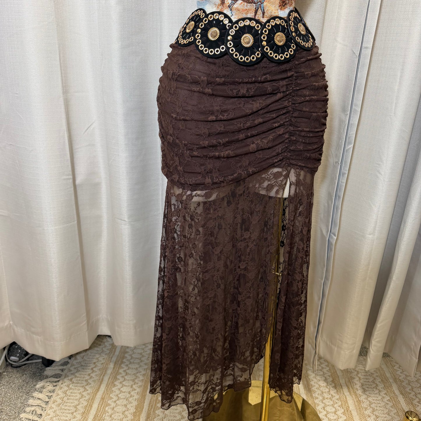 Lace Open slit Maxi Skirt-brown