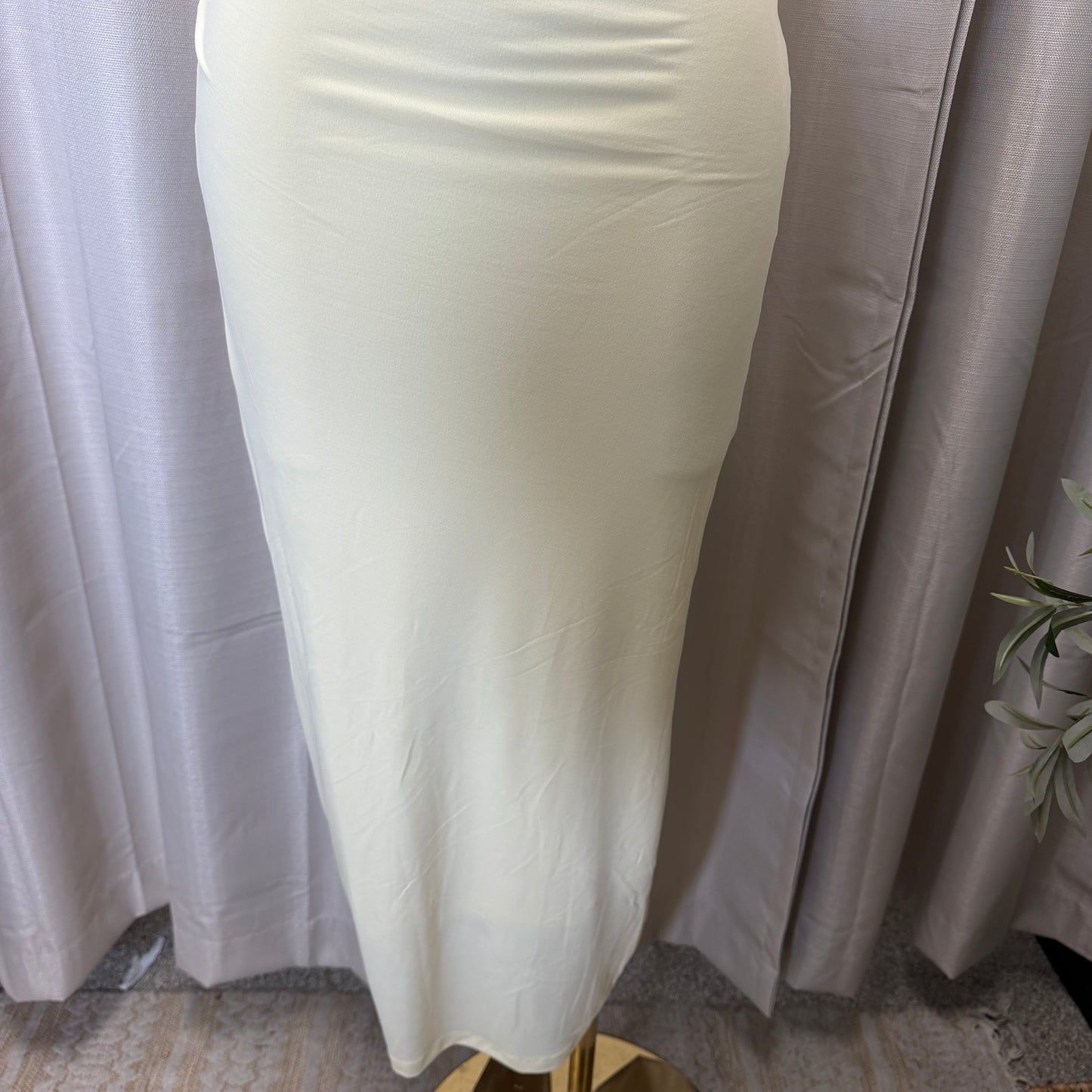 Asymmetric shoulder Gold Detail-Butter Cream
