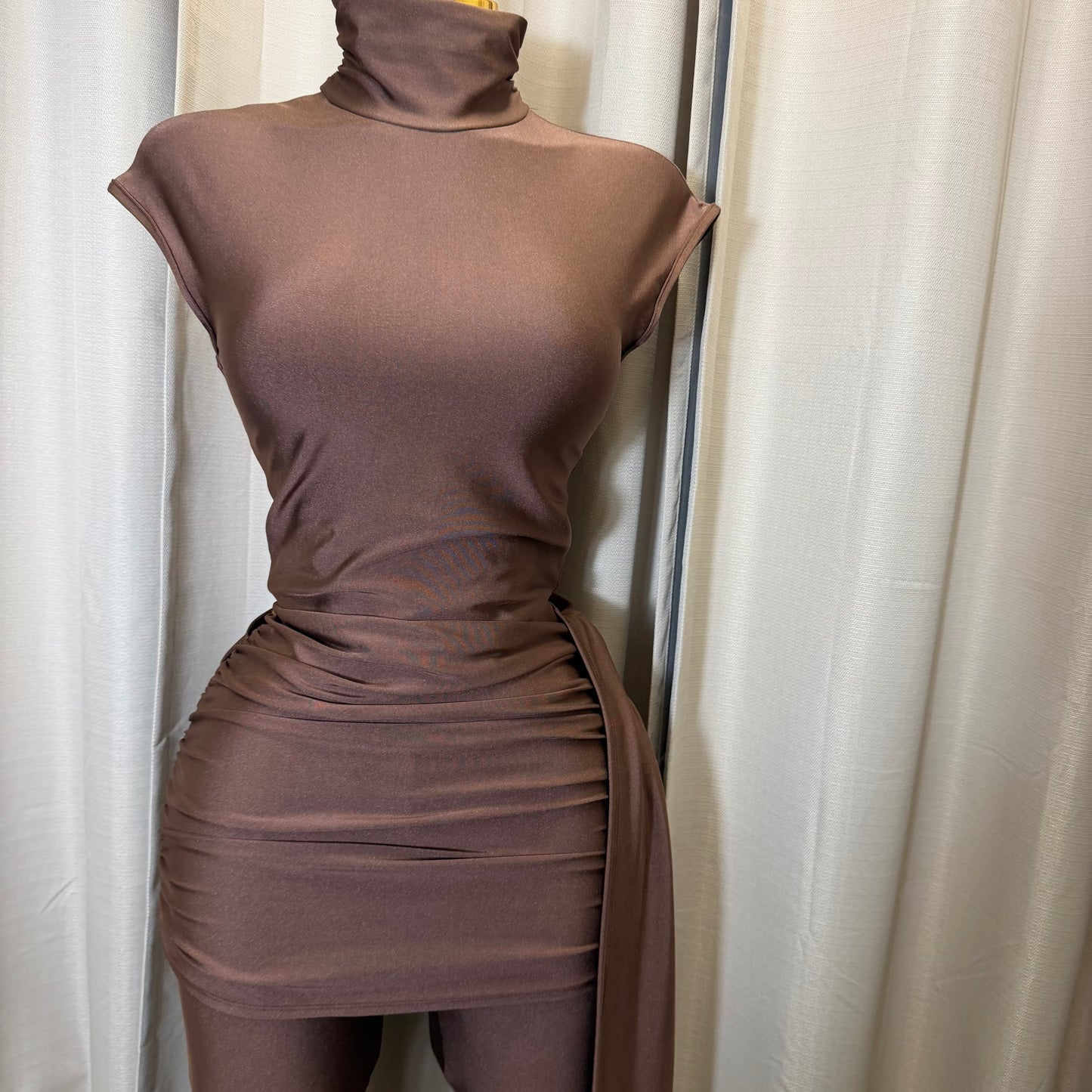 Short sleeve Jumpsuit with detail on the Front-Brown