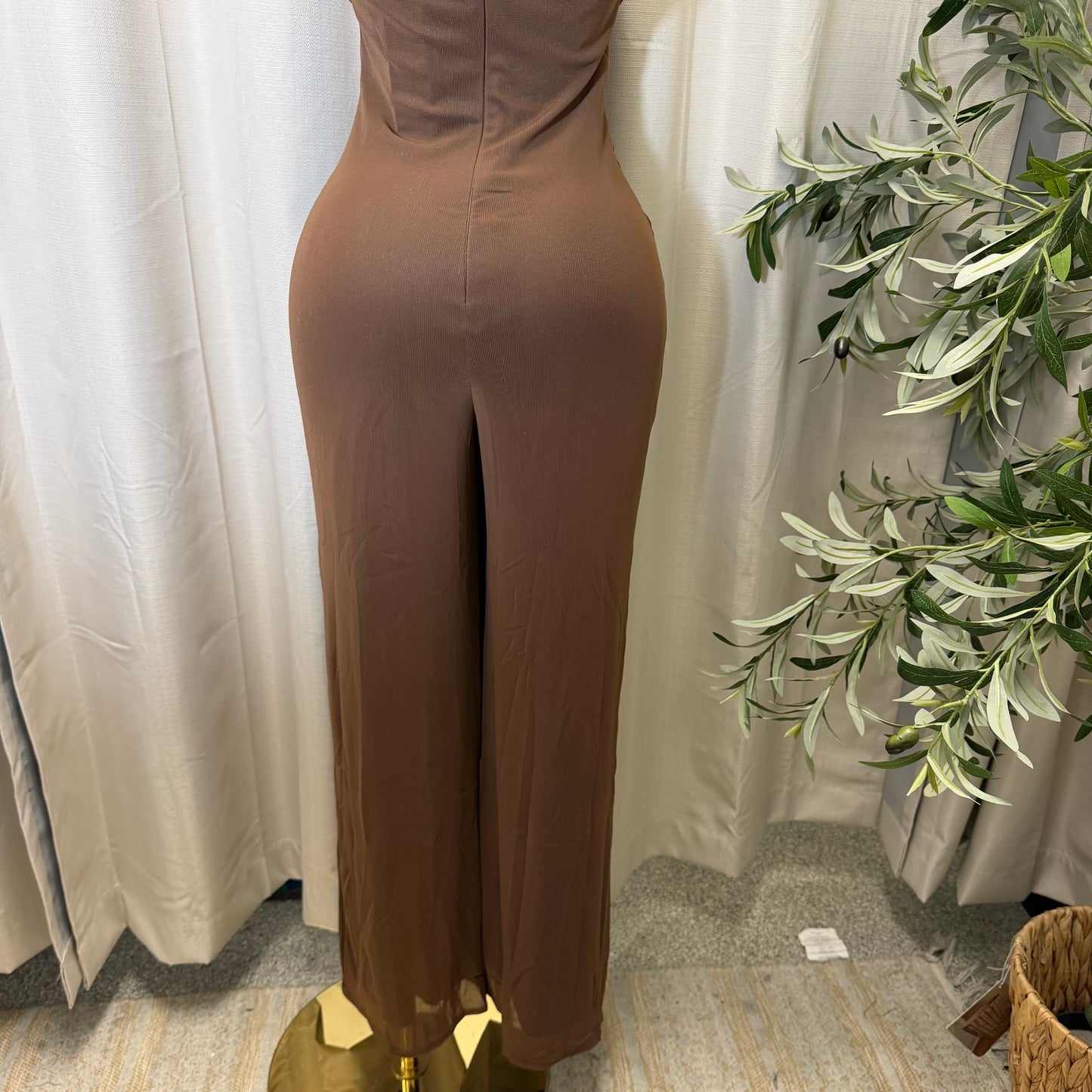 HALTER NECK WIRE WITH SASH JUMPSUIT-Brown