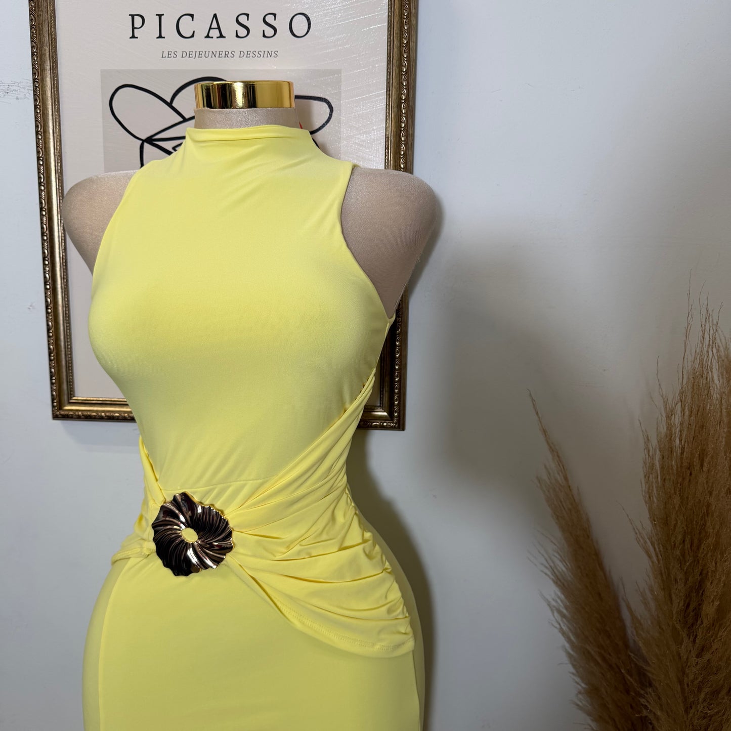 Sleeveless Front trim Midi Dress-Yellow