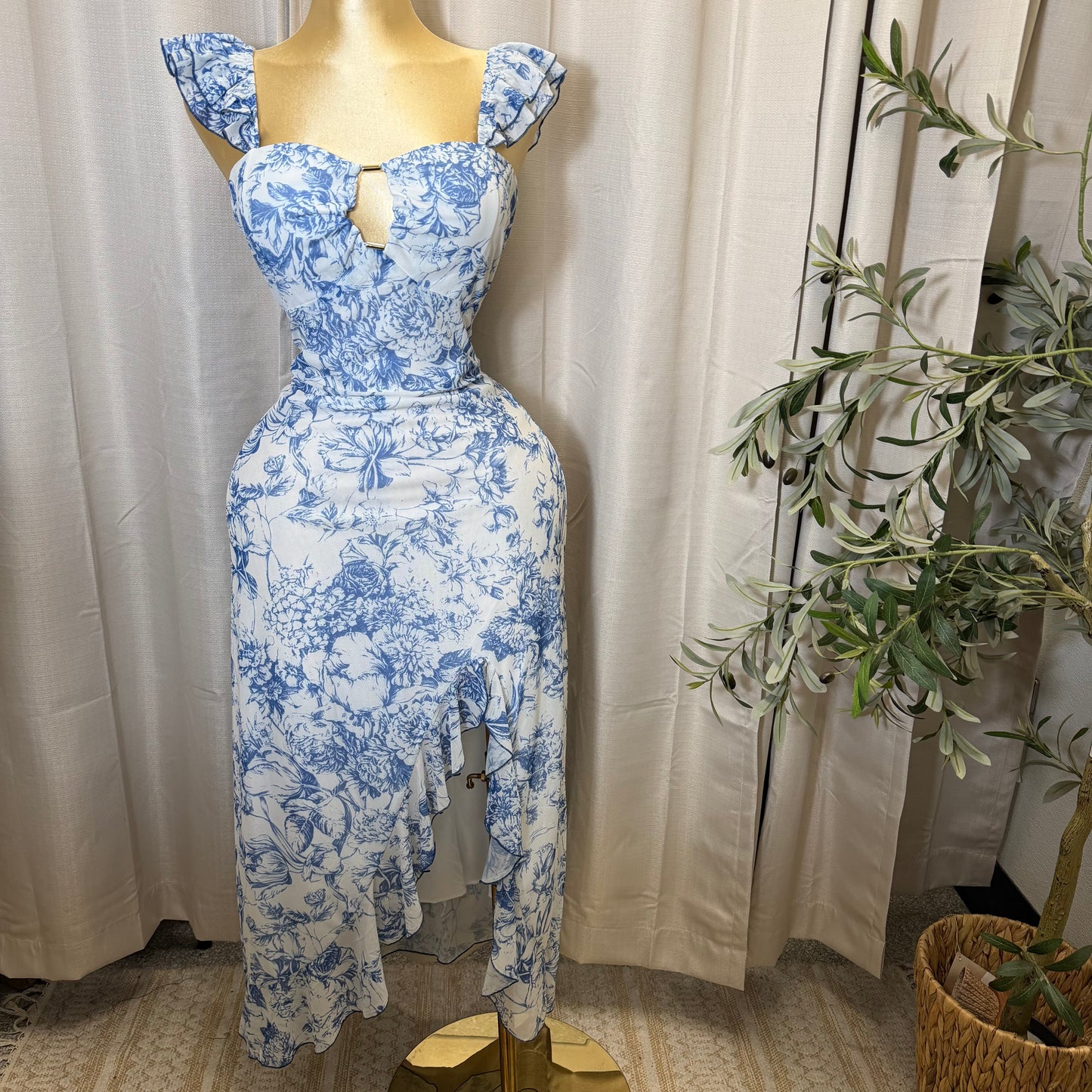 PL-Floral Print Ruffle Sleeve Mesh Maxi Dress-white/ blue