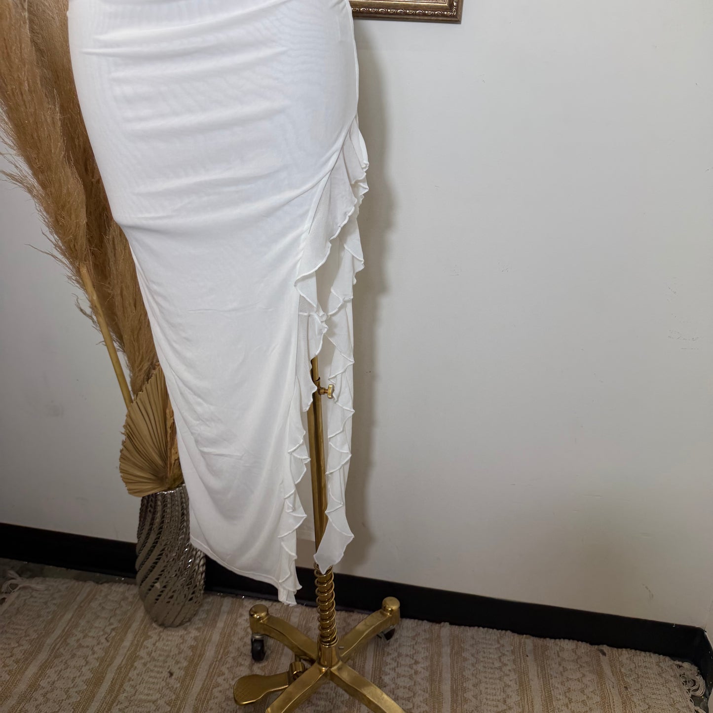 Elegant Ruched Silit Maxi Dress-Ivory