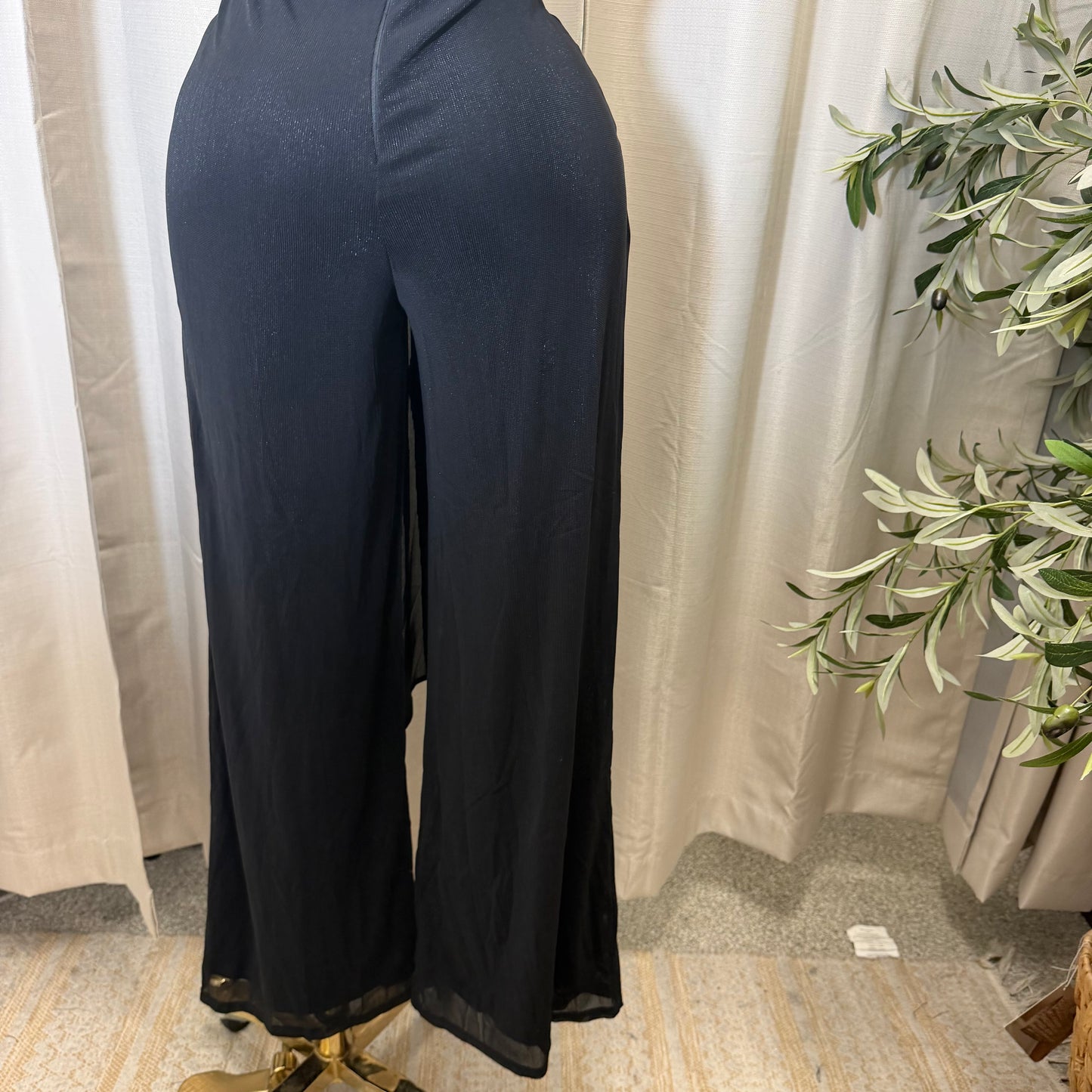 HALTER NECK WIRE WITH SASH JUMPSUIT-Black