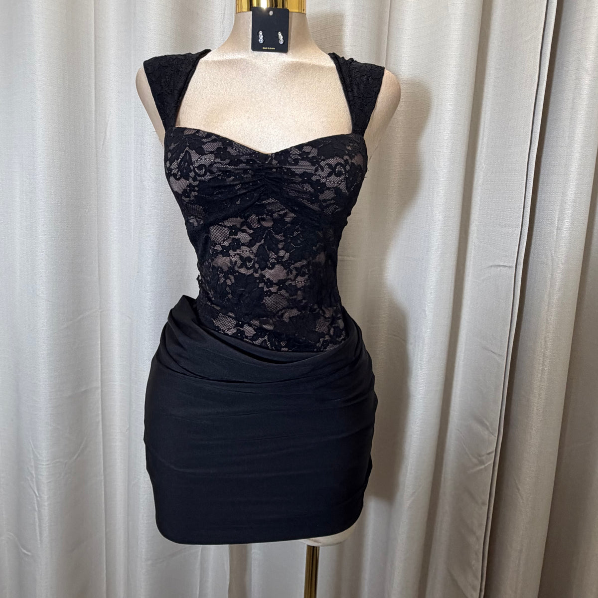 Lace off shoulder Pleated Drape Mini Dress-Black
