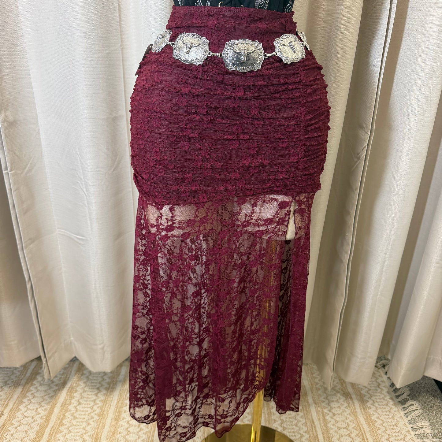 Lace Open slit Maxi Skirt-burgundy