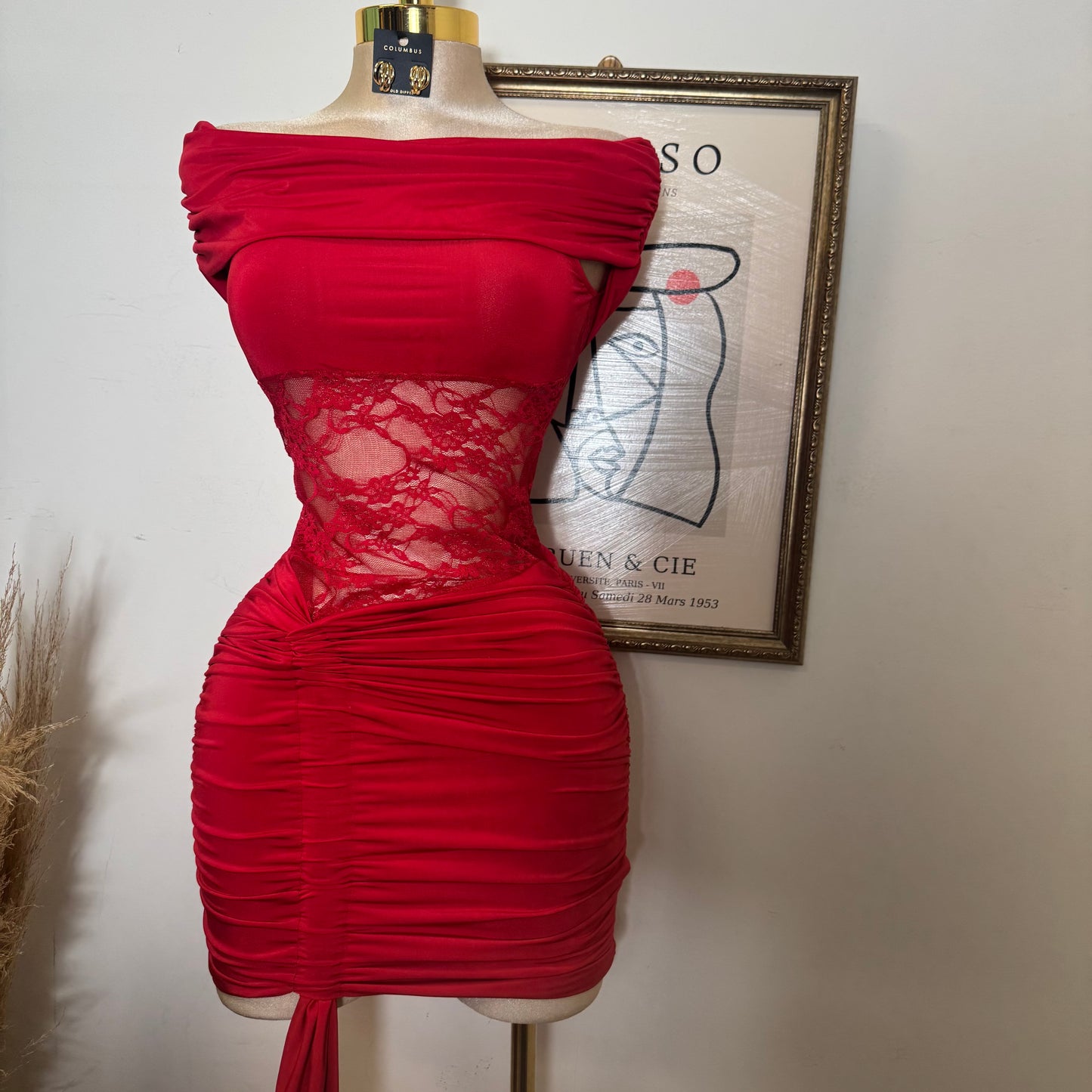 Off Shoulder Lace Dress-Red