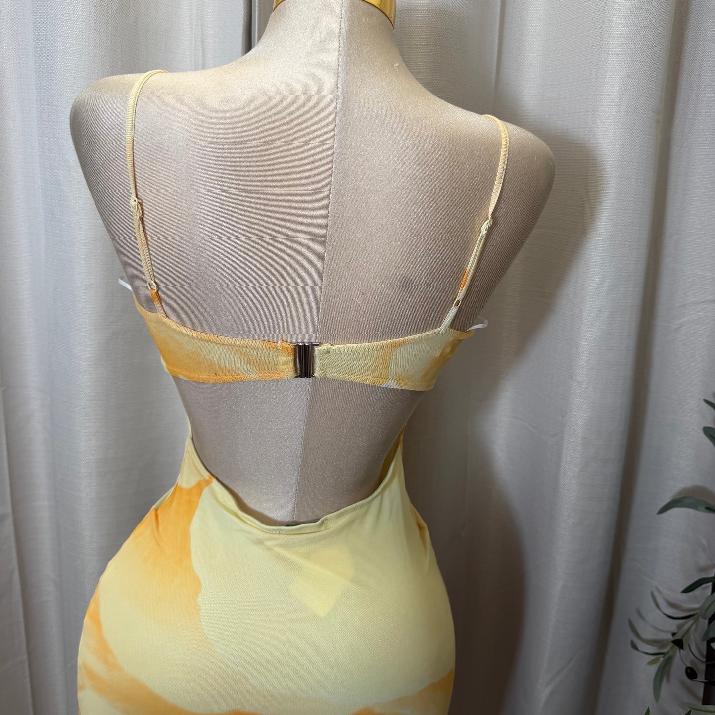Mesh Spaghetti Mesh Dress-yellow