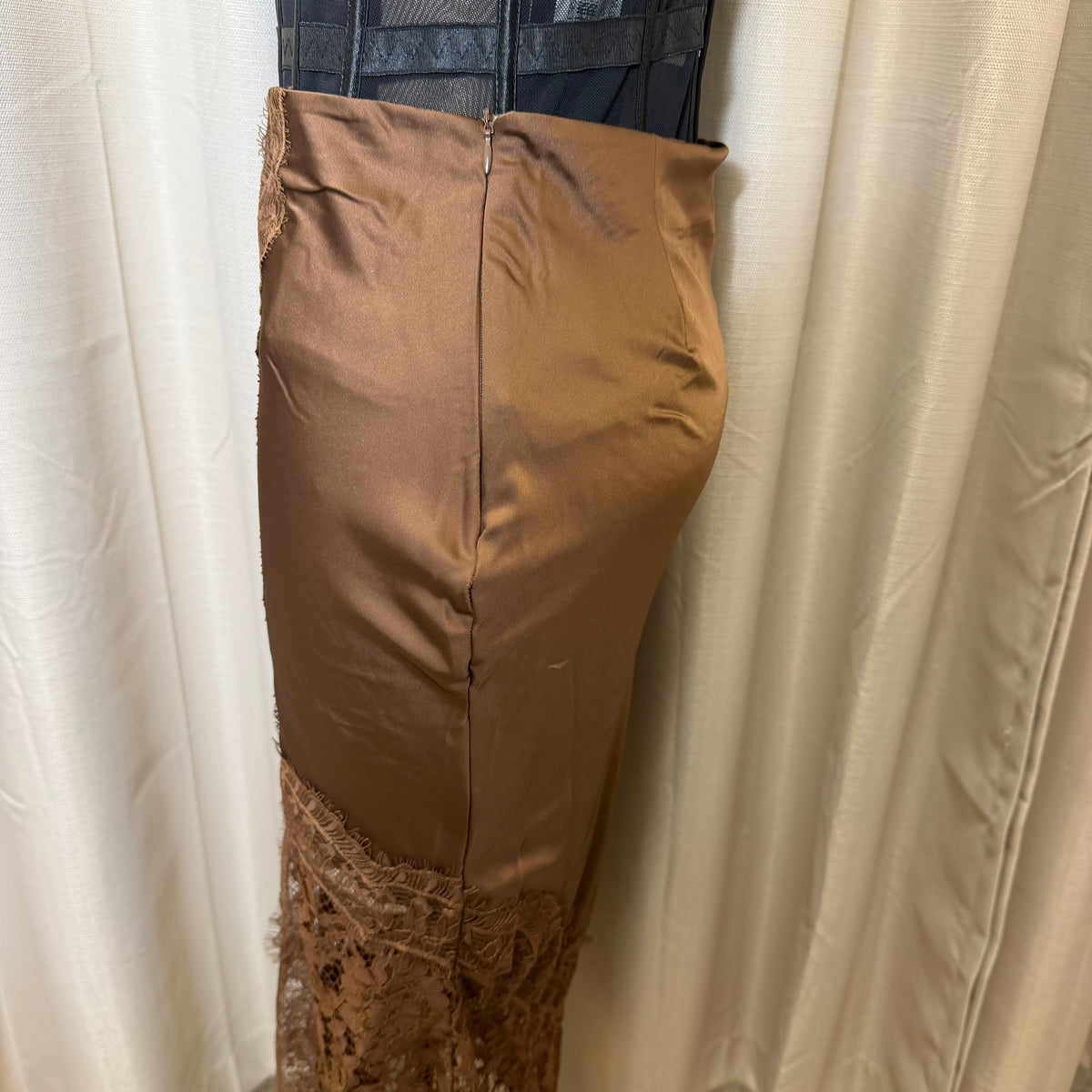 Lace satin Midi Skirt-Caramel