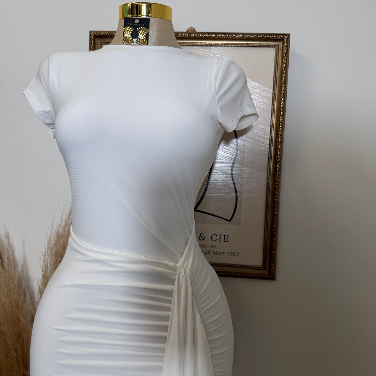 Front slit with sash detail midi Dress-White