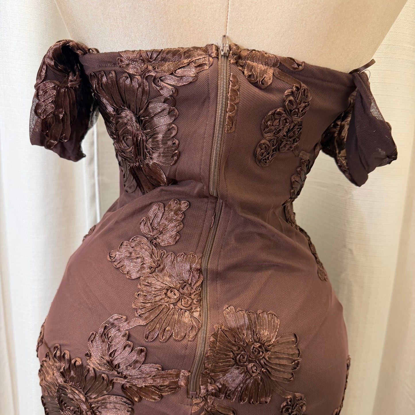 Elegant Floral Appliqué Off shoulder mermaid Maxi Dress-Brown