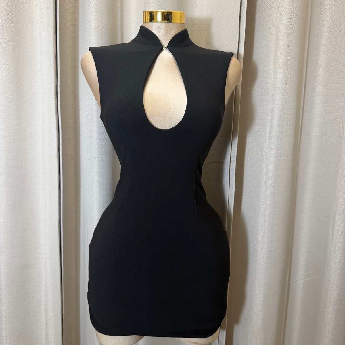 Mock Neck keyhole Mini Dress-Black