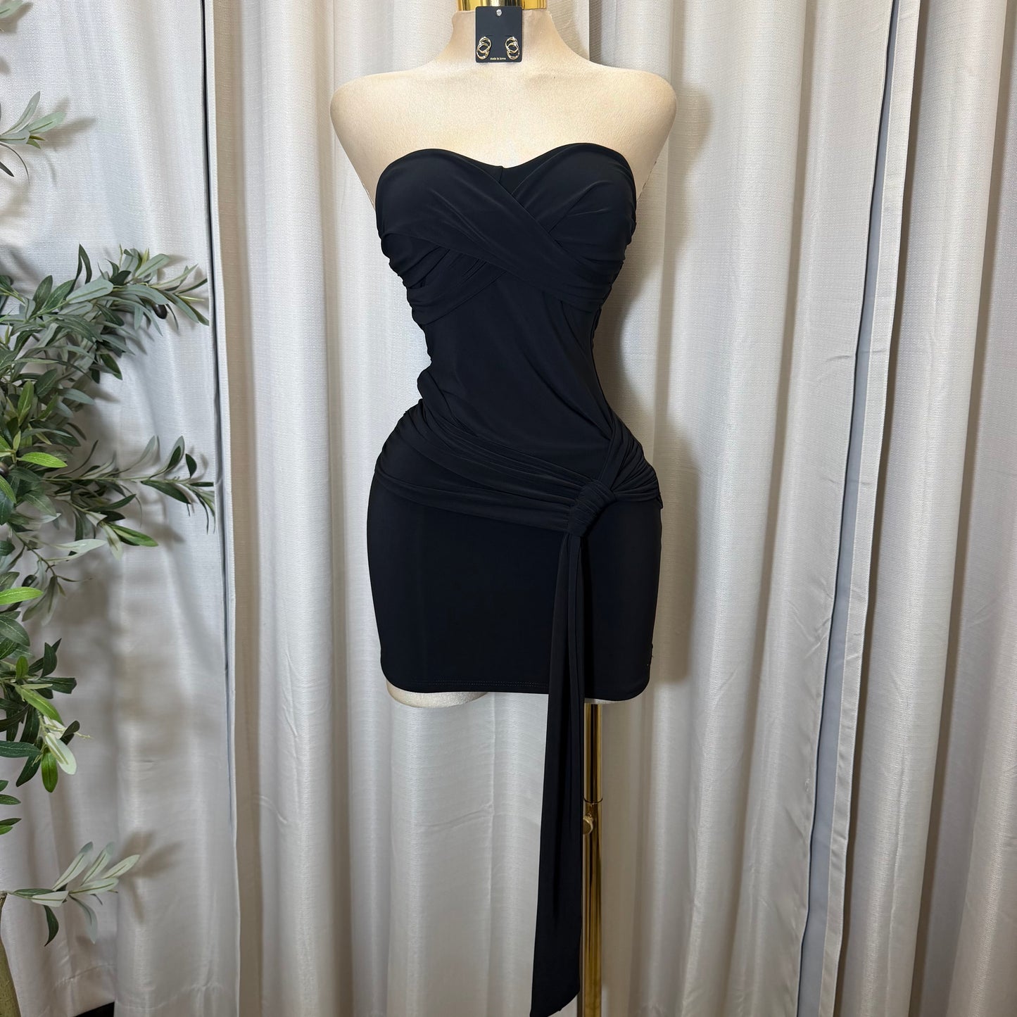 STRAPLESS WAIST WRAP MINI DRESS-Black