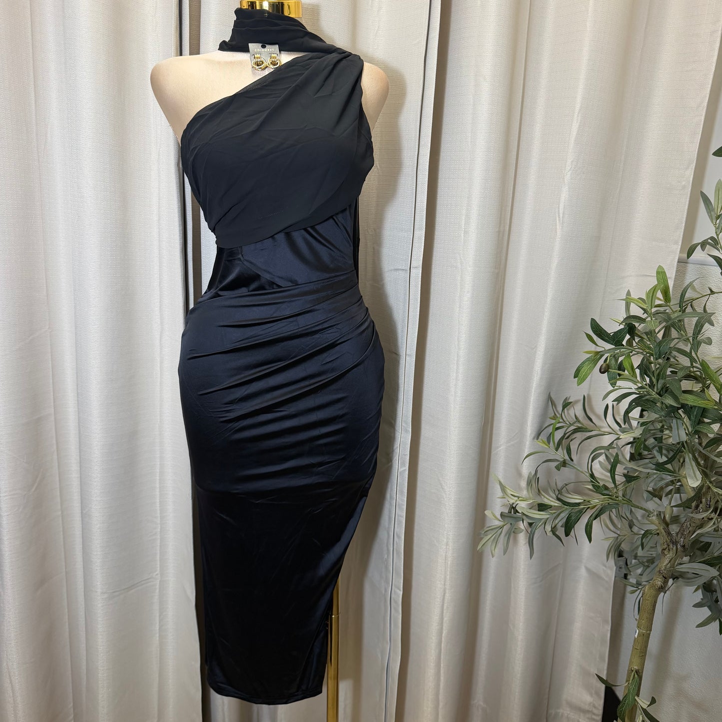 Pearl Satin with Chiffon Sash one Shoulder Dress-Black