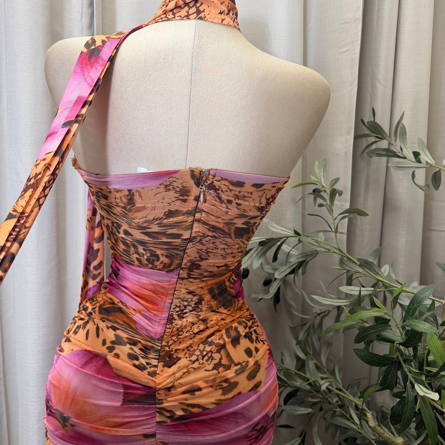 PRINT RUCHED MIDI DRESS-Brown Pink