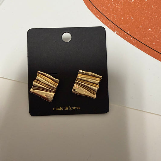 Squ Ear-Gold