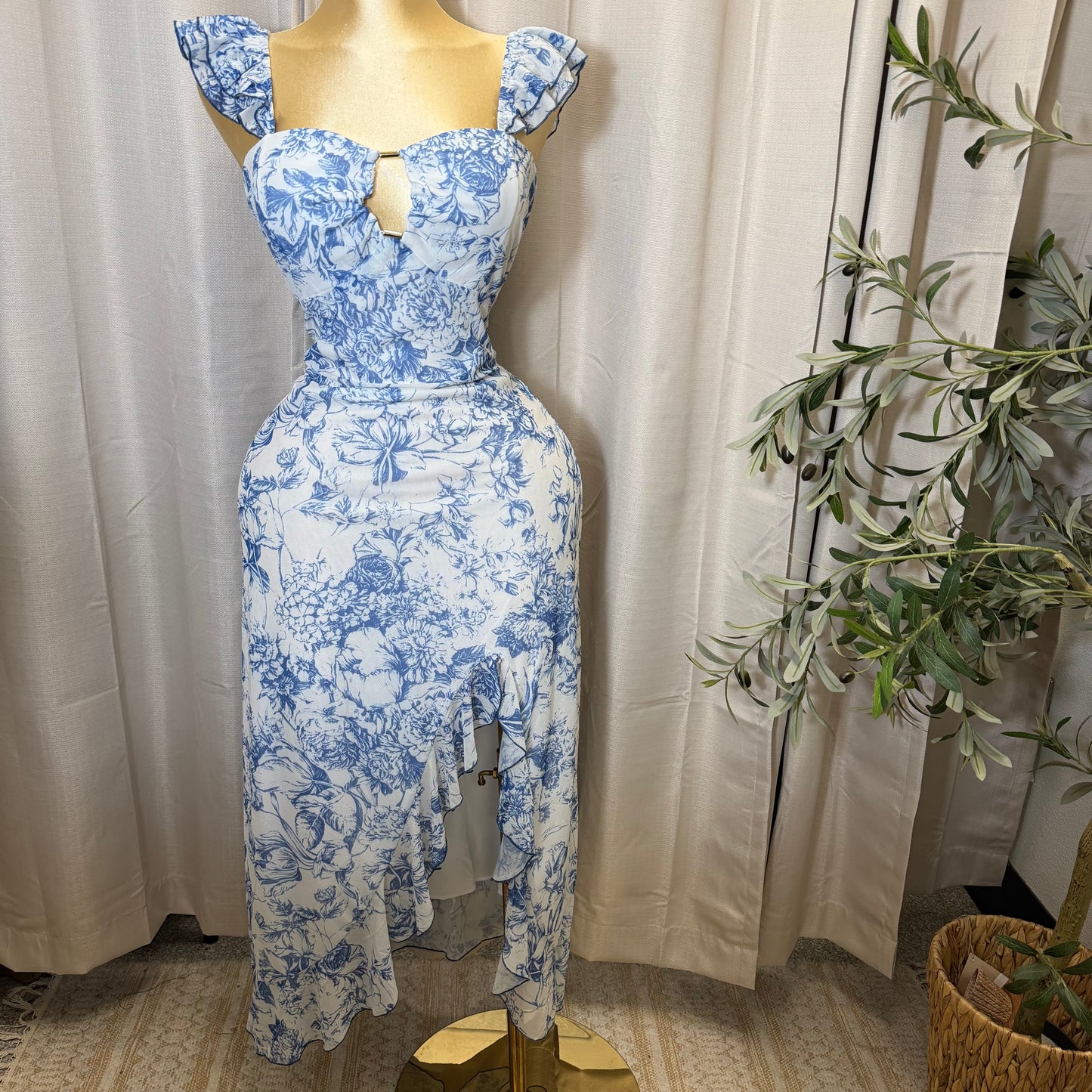 PL-Floral Print Ruffle Sleeve Mesh Maxi Dress-white/ blue