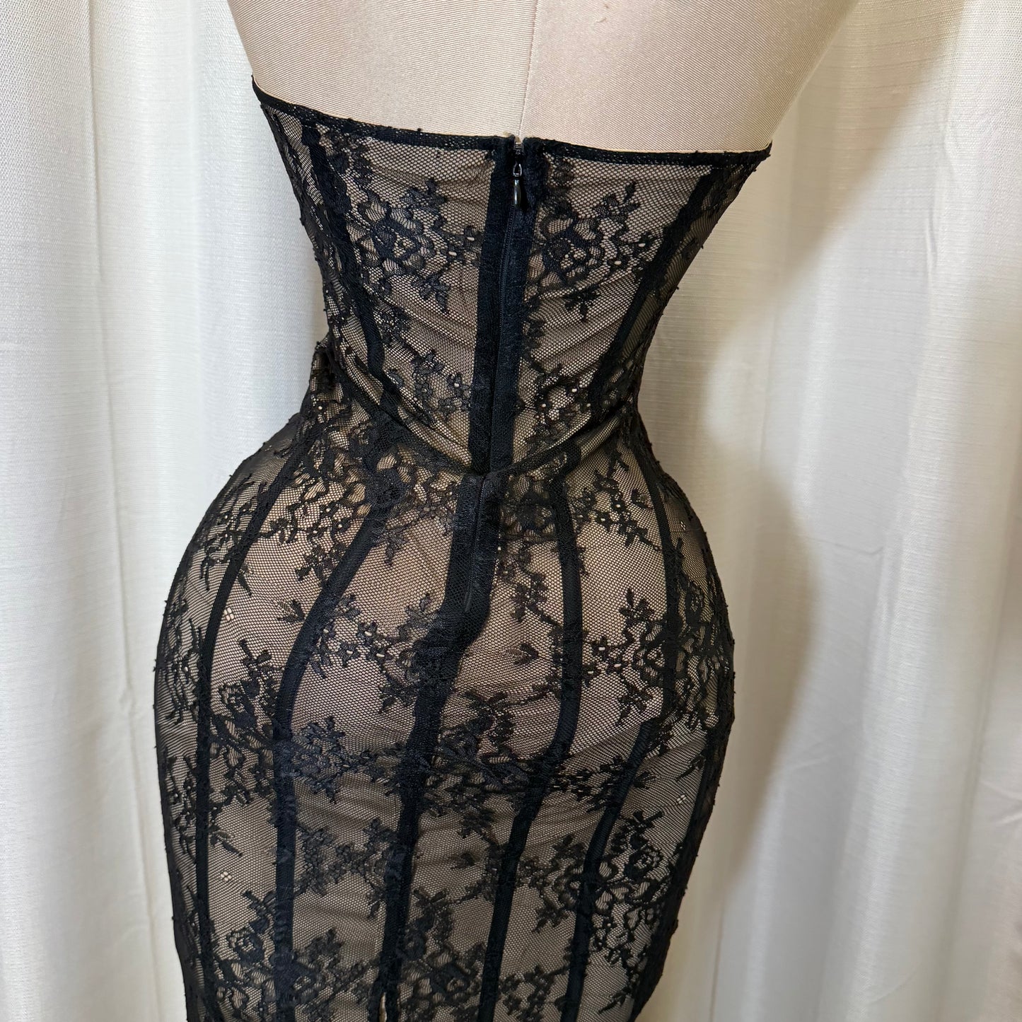 Strapless lace corset boning Maxi Dress-Black