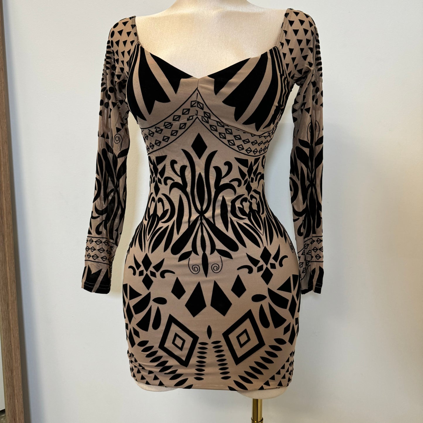 Anslie Dress-Black/Nude