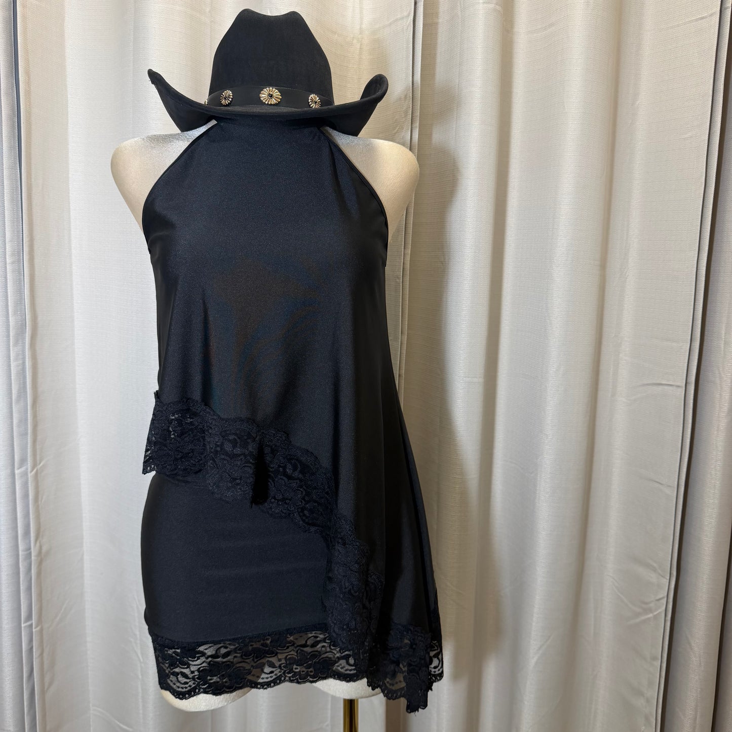Asymmetrical Lace Skirt Set-Black