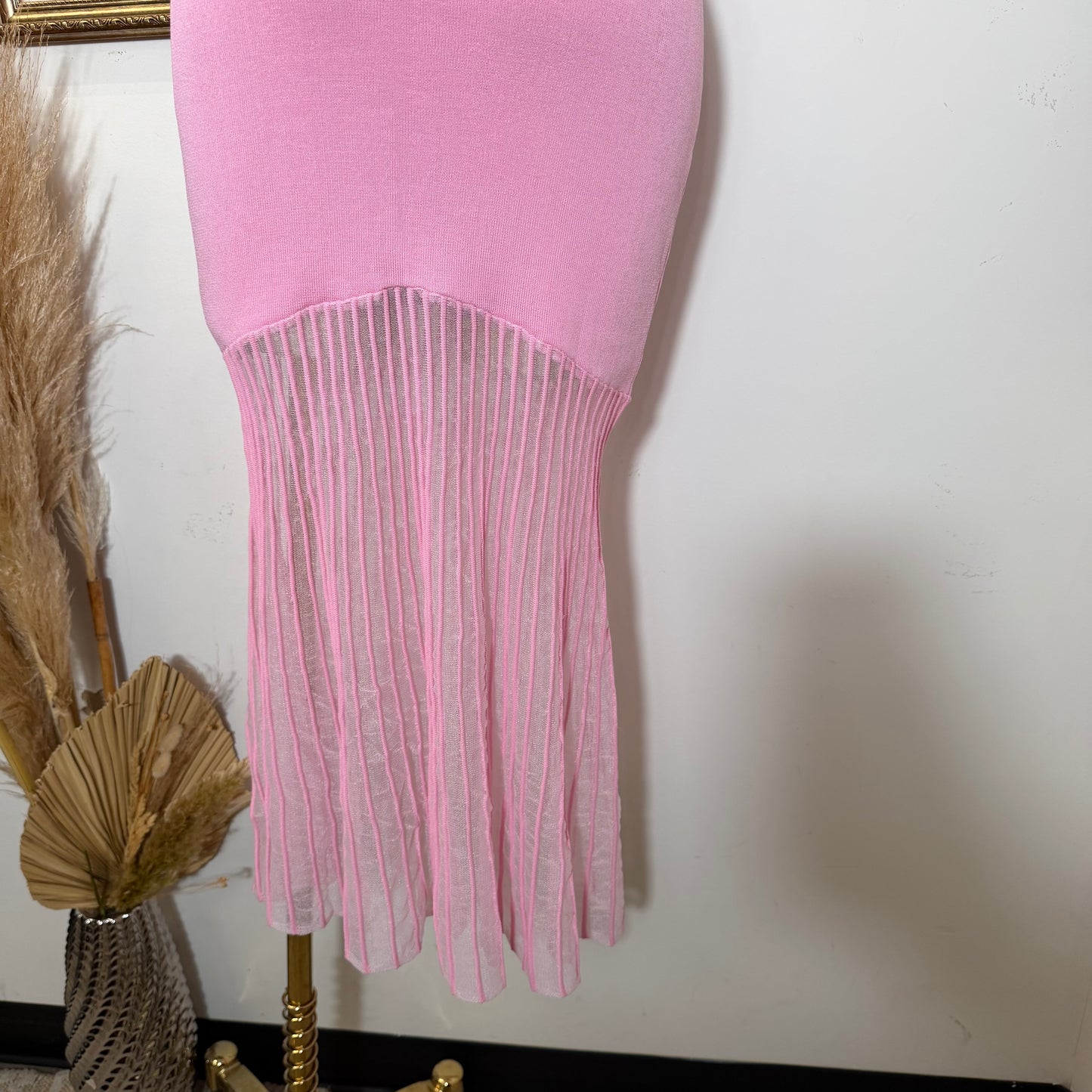 Sleeveless Maxi Knit Dress with Contrast-Pink