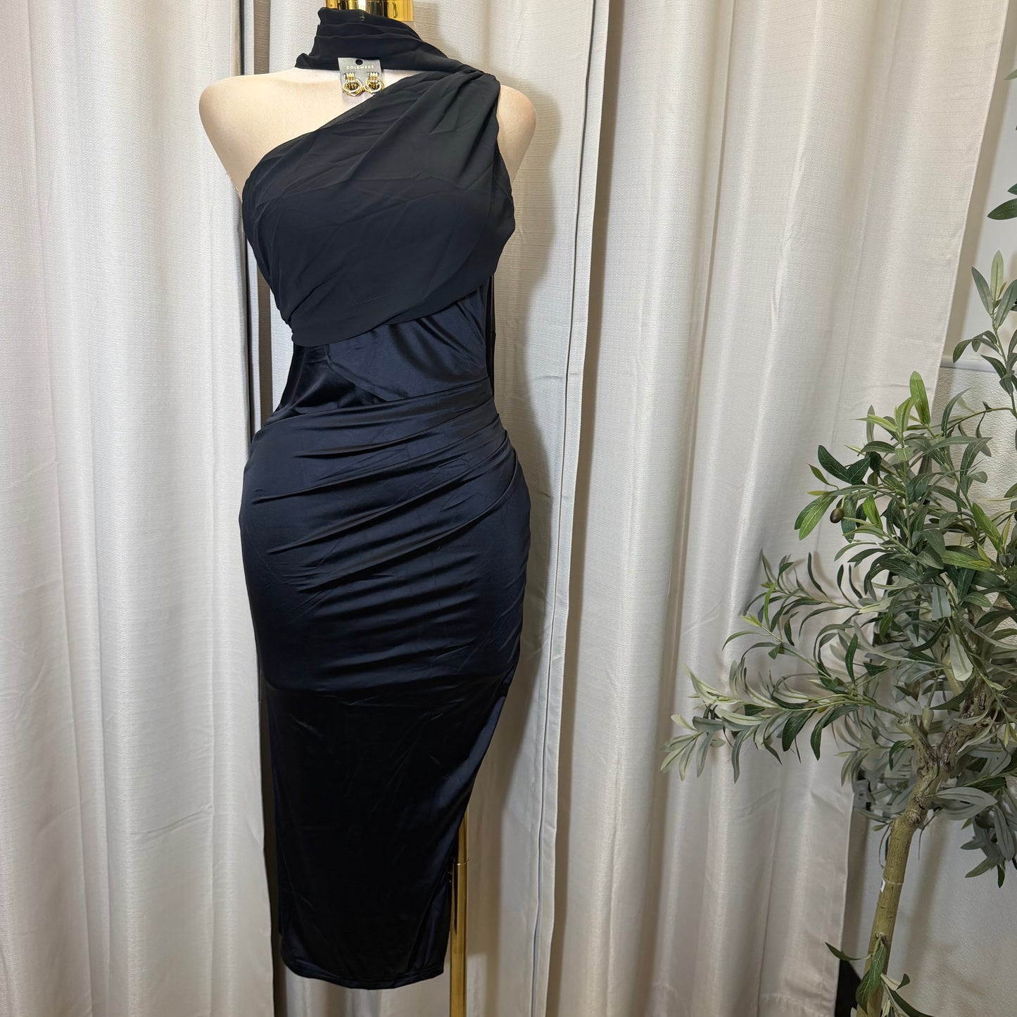 Pearl Satin with Chiffon Sash one Shoulder Dress-Black
