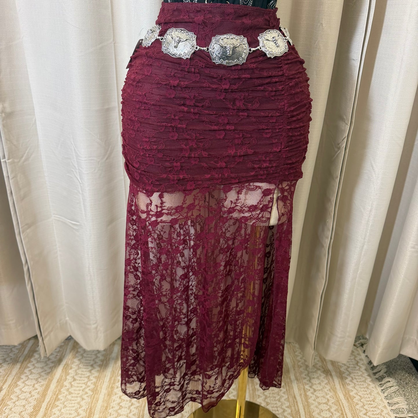 Lace Open slit Maxi Skirt-burgundy