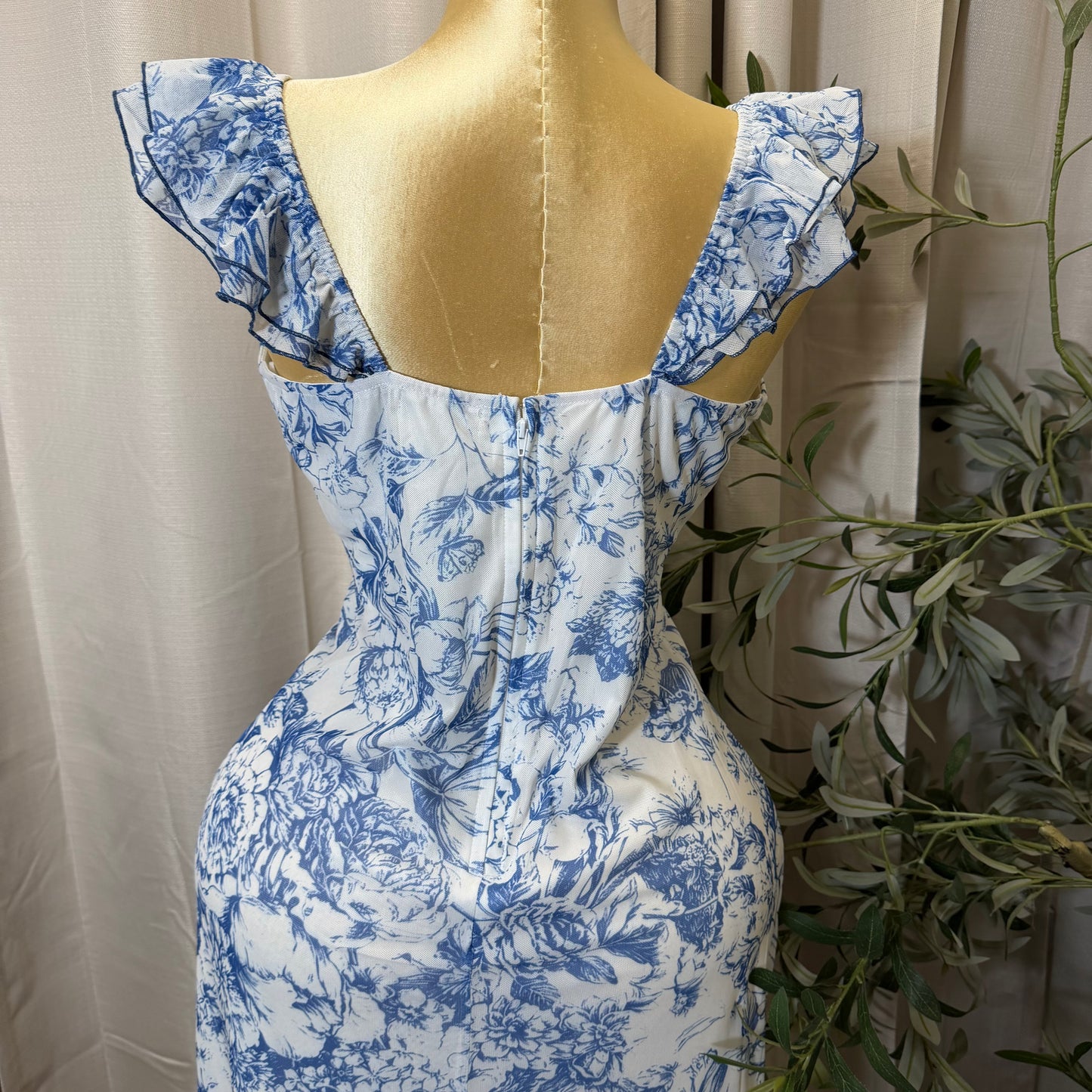PL-Floral Print Ruffle Sleeve Mesh Maxi Dress-white/ blue