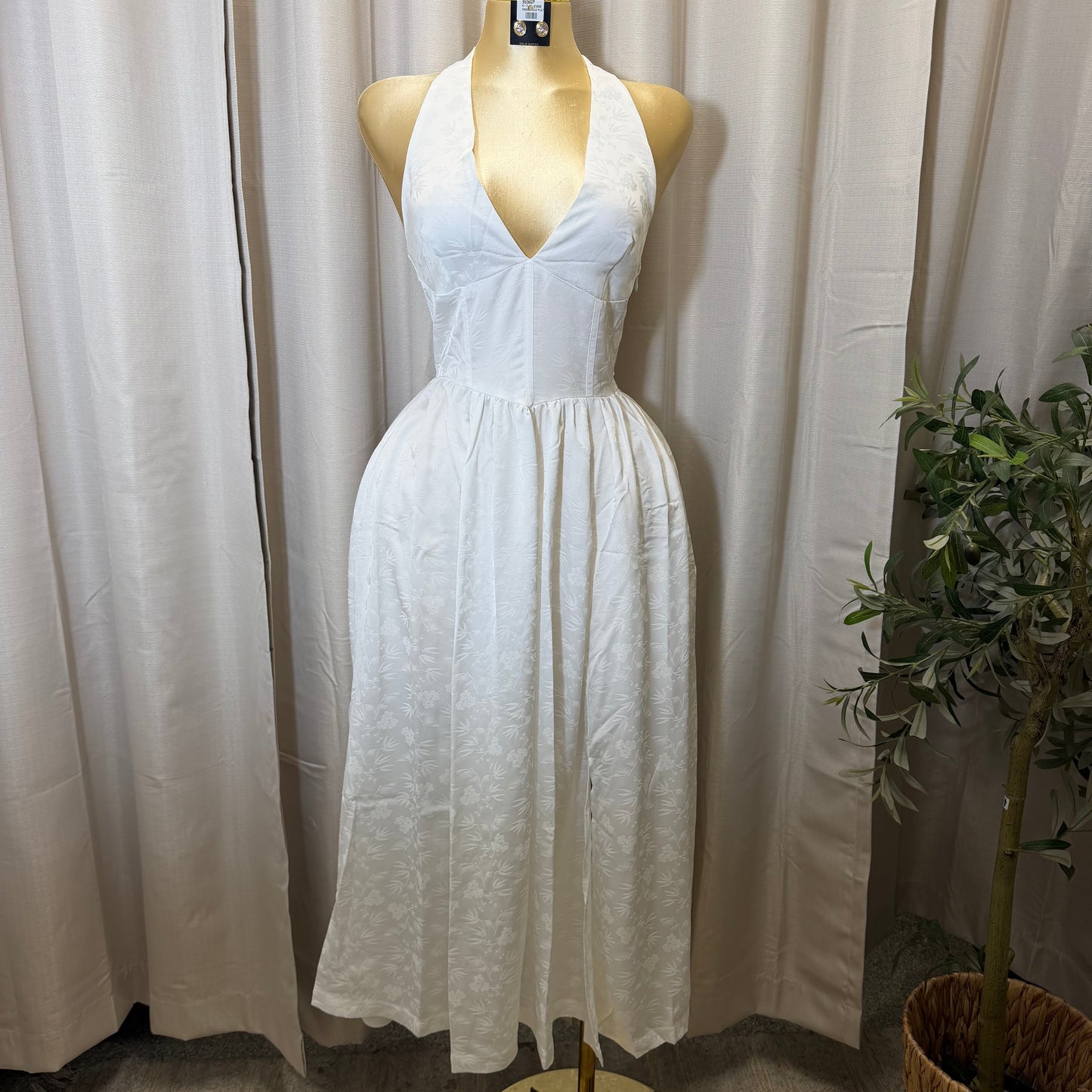 Halter Neck Midi Dress flare Dress-White