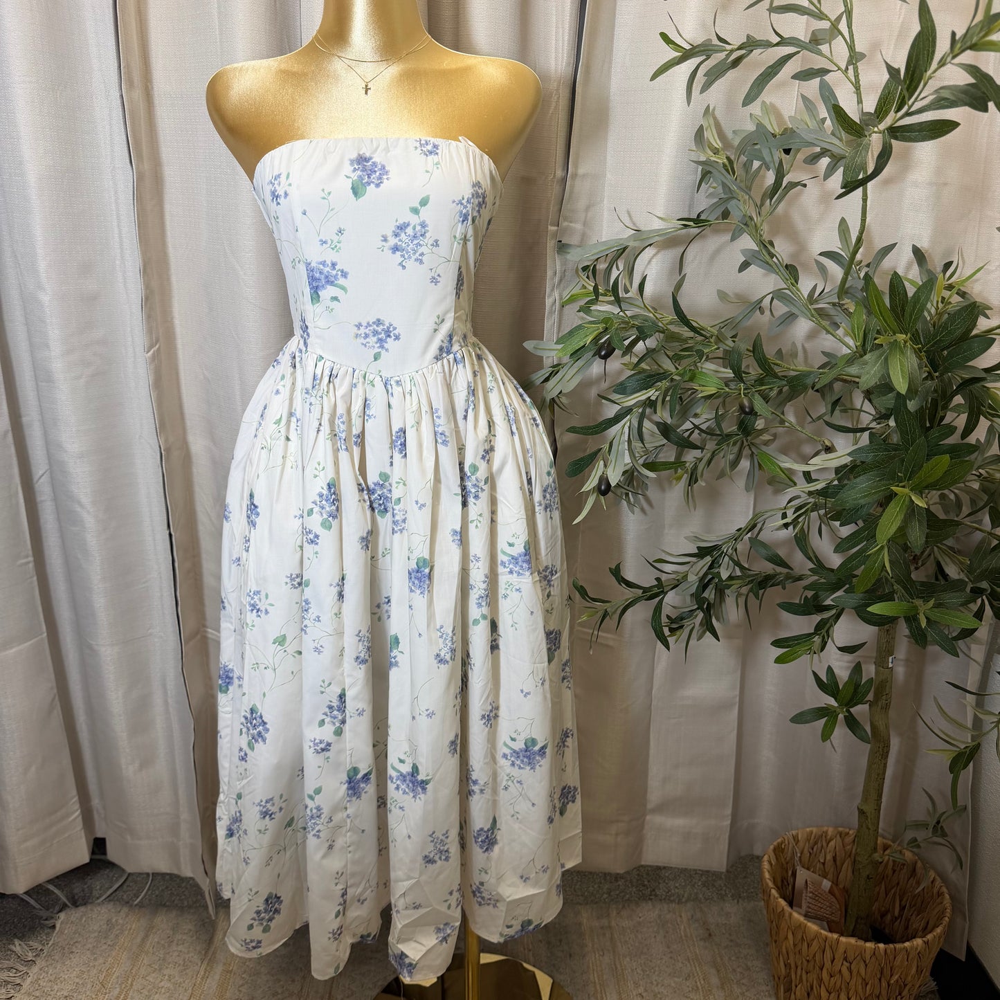Strapless Floral Midi Dress-White/Blue