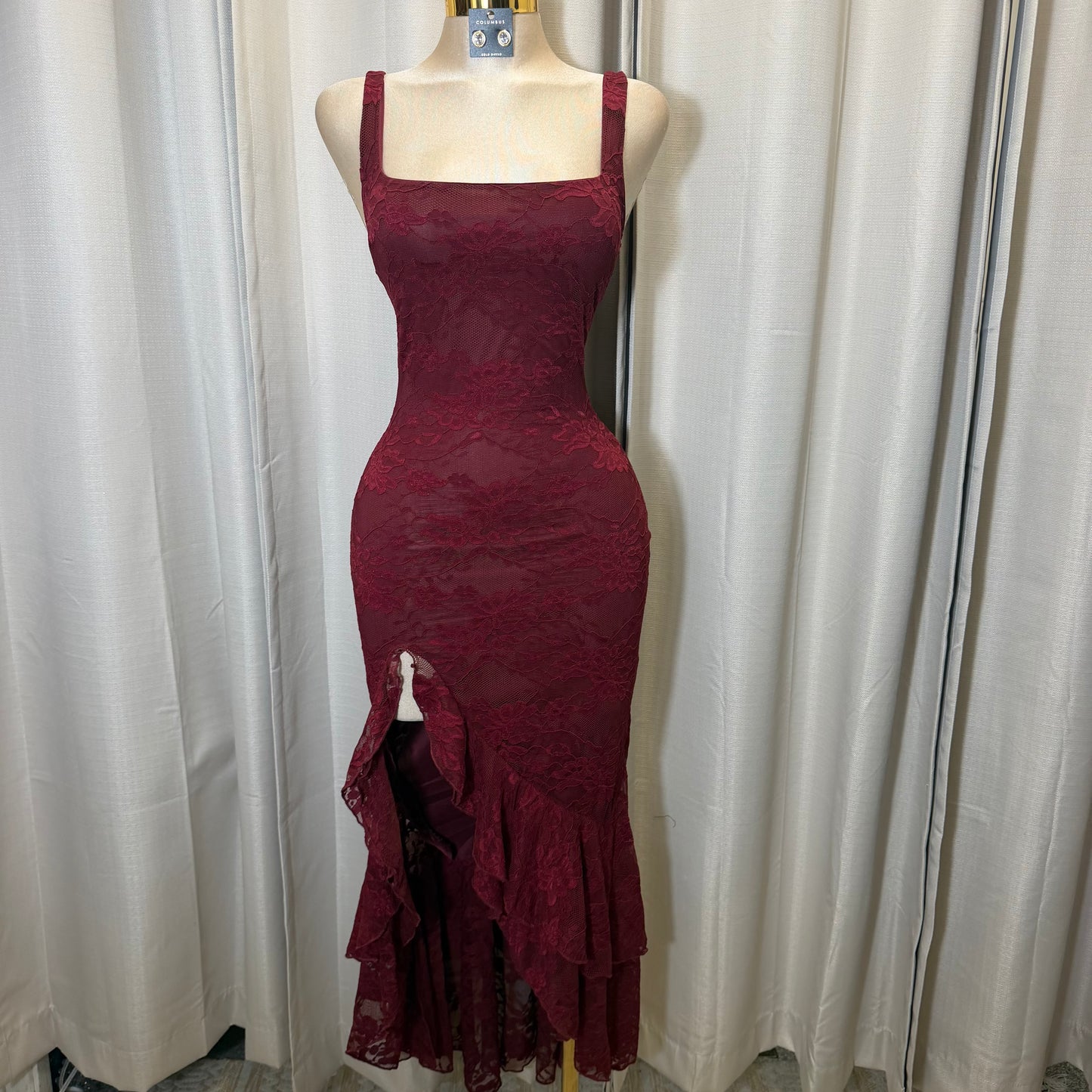 Floral lace Ruffle slit maxi Dress-Burgundy