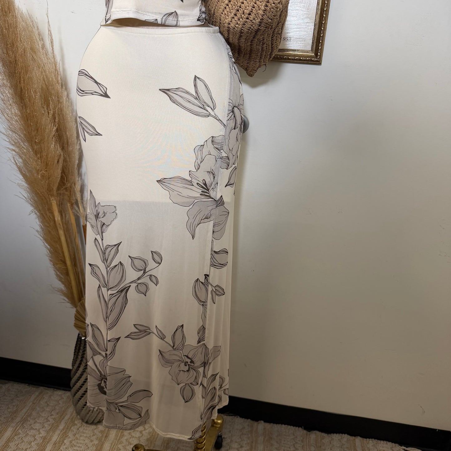 Mesh Print Twist Cami Top & Slit Maxi Skirt-Sand/Brown