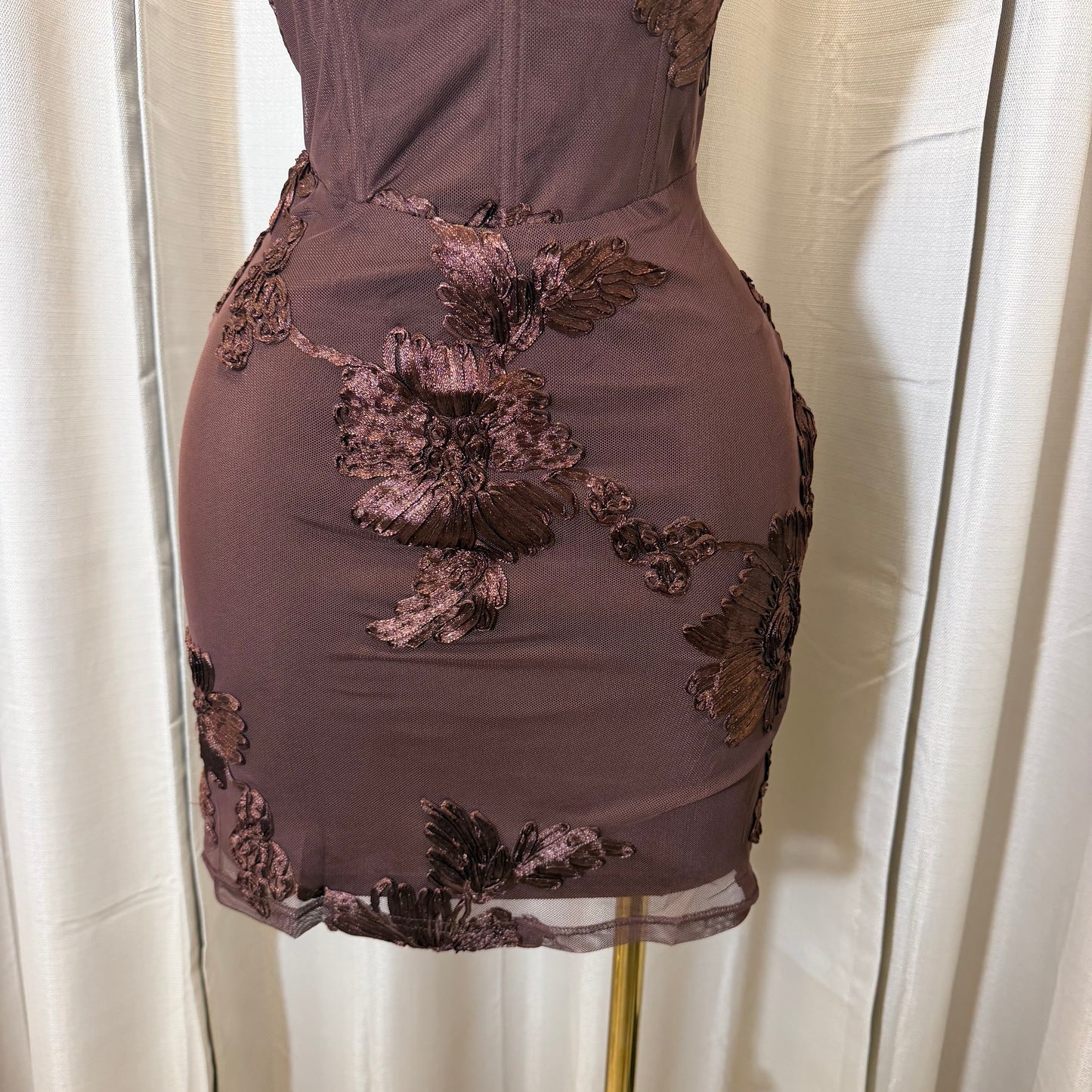 Romantic Off-Shoulder Floral Mesh Dress-Brown