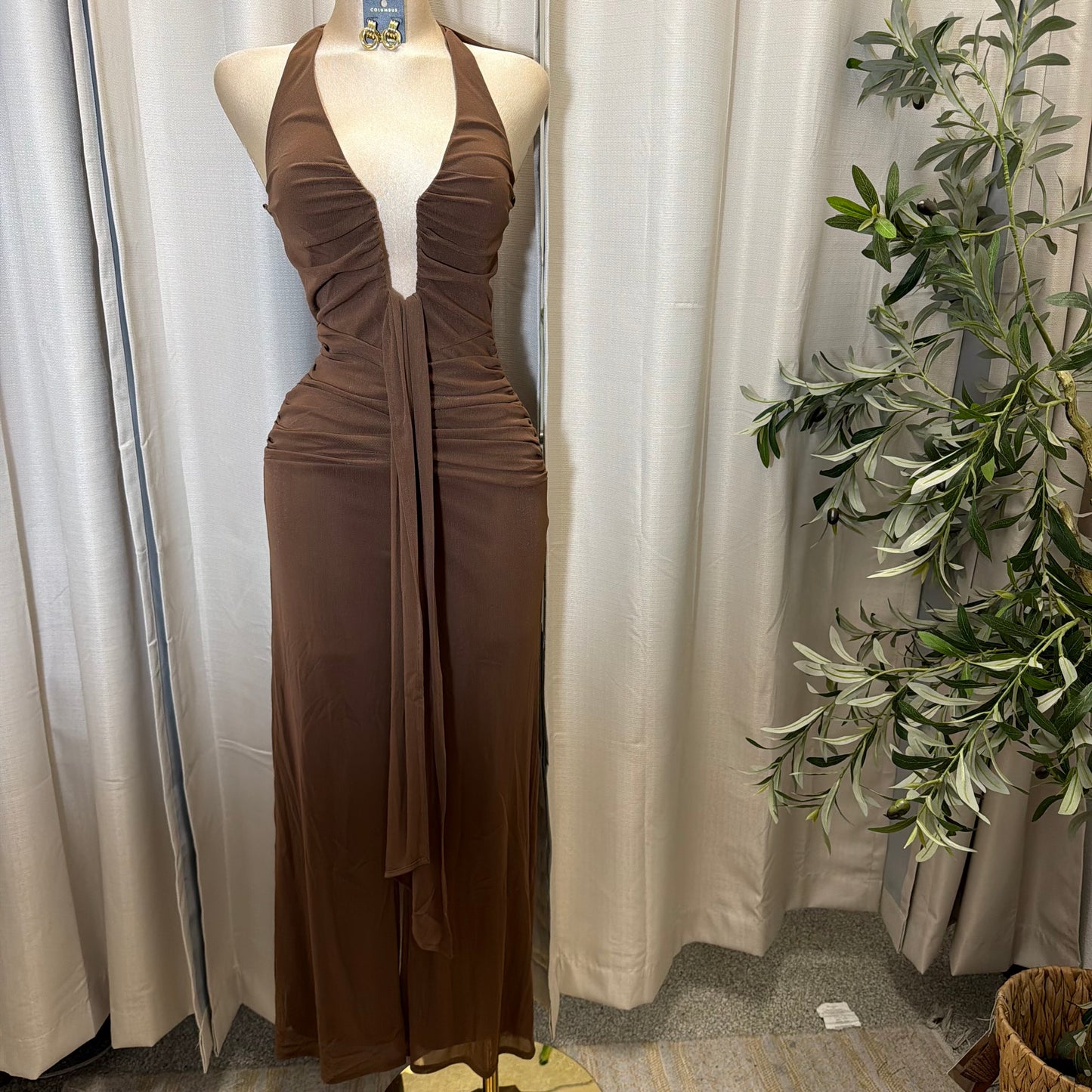 HALTER NECK WIRE WITH SASH JUMPSUIT-Brown