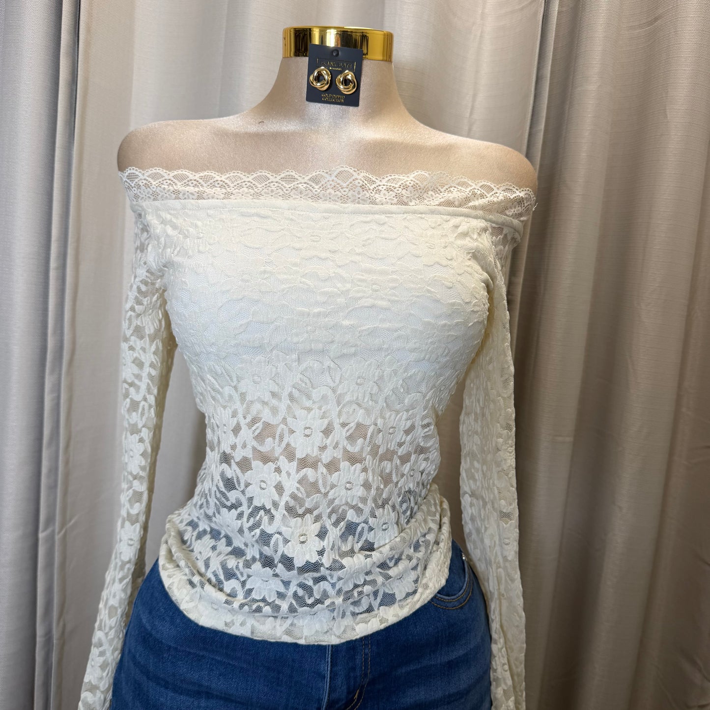 Off Shoulder lace Detail Top-Cream