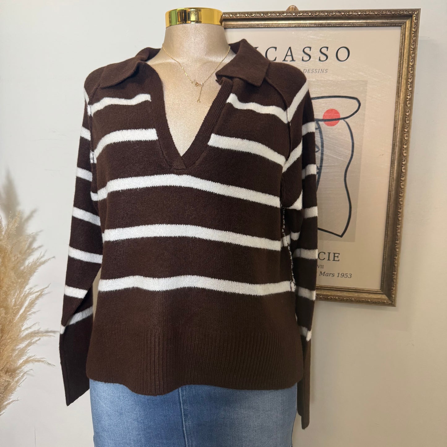 V Neck Stripe Polo Sweater-Brown