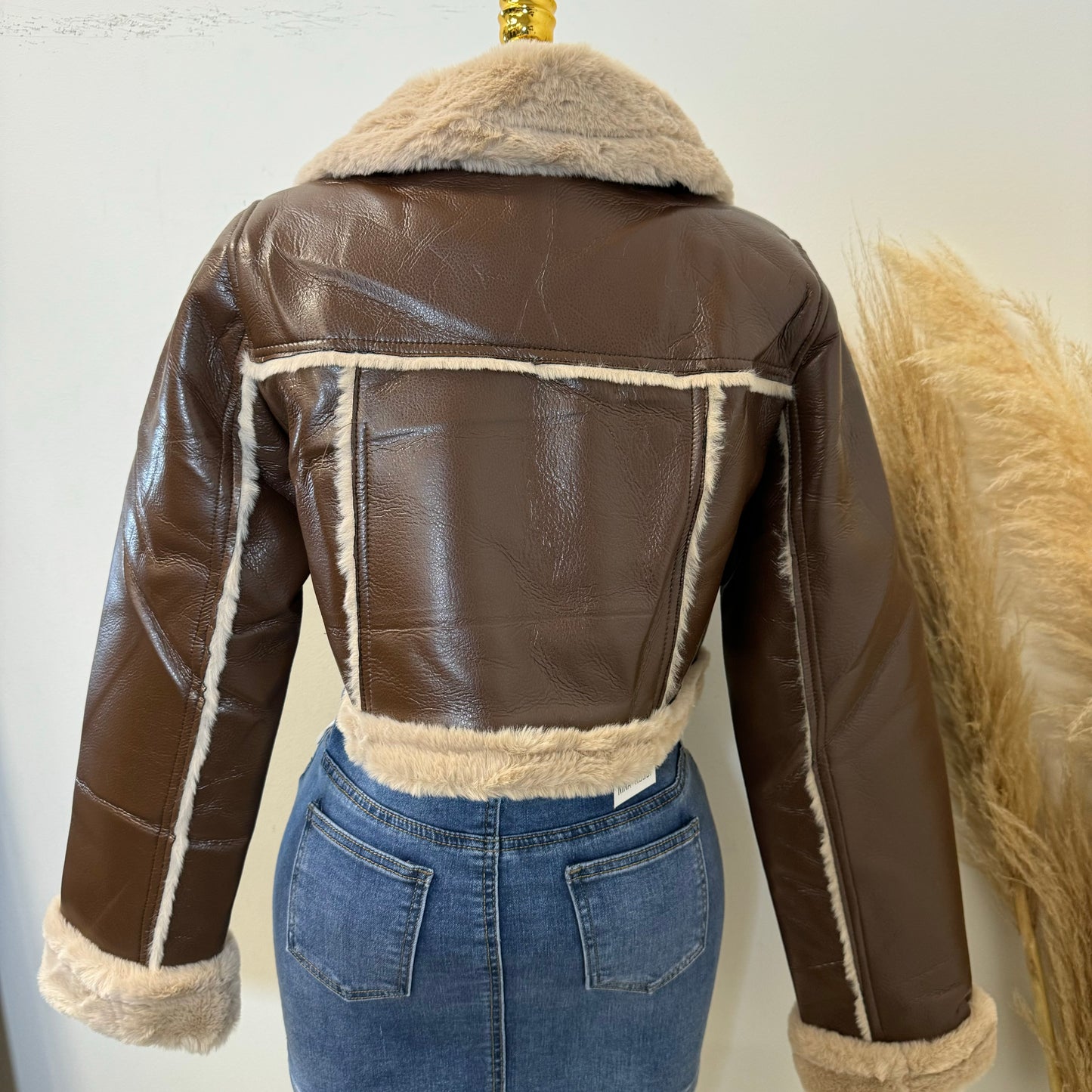 Chicago Cropped Leather Jacket -Brown