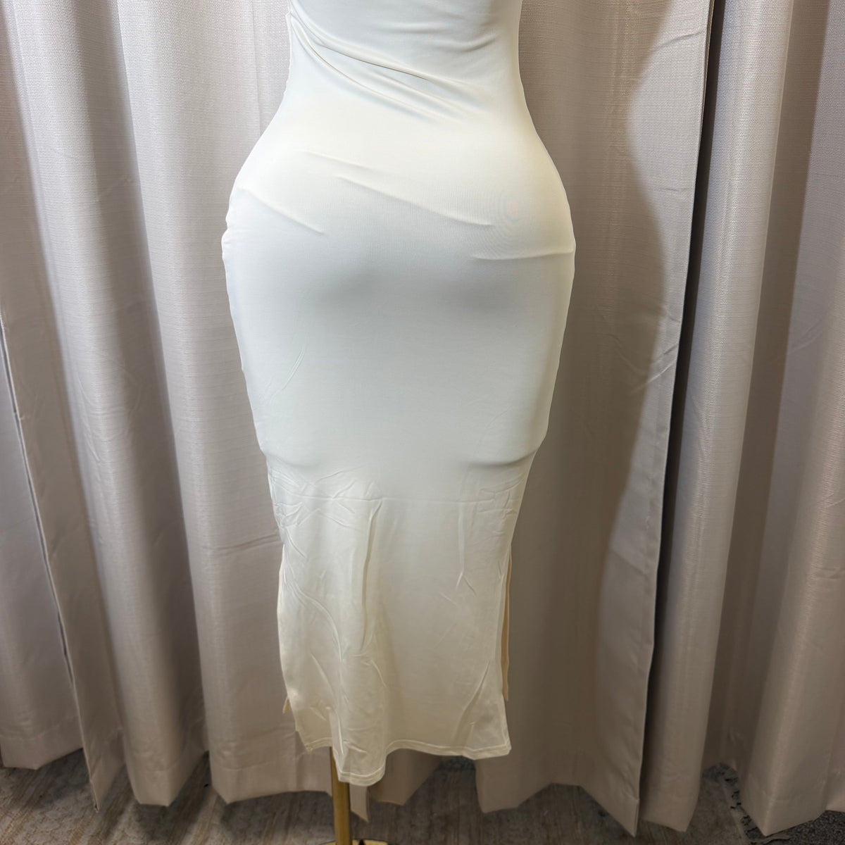 Ring Detail Ruched Midi Dress-Cream/White
