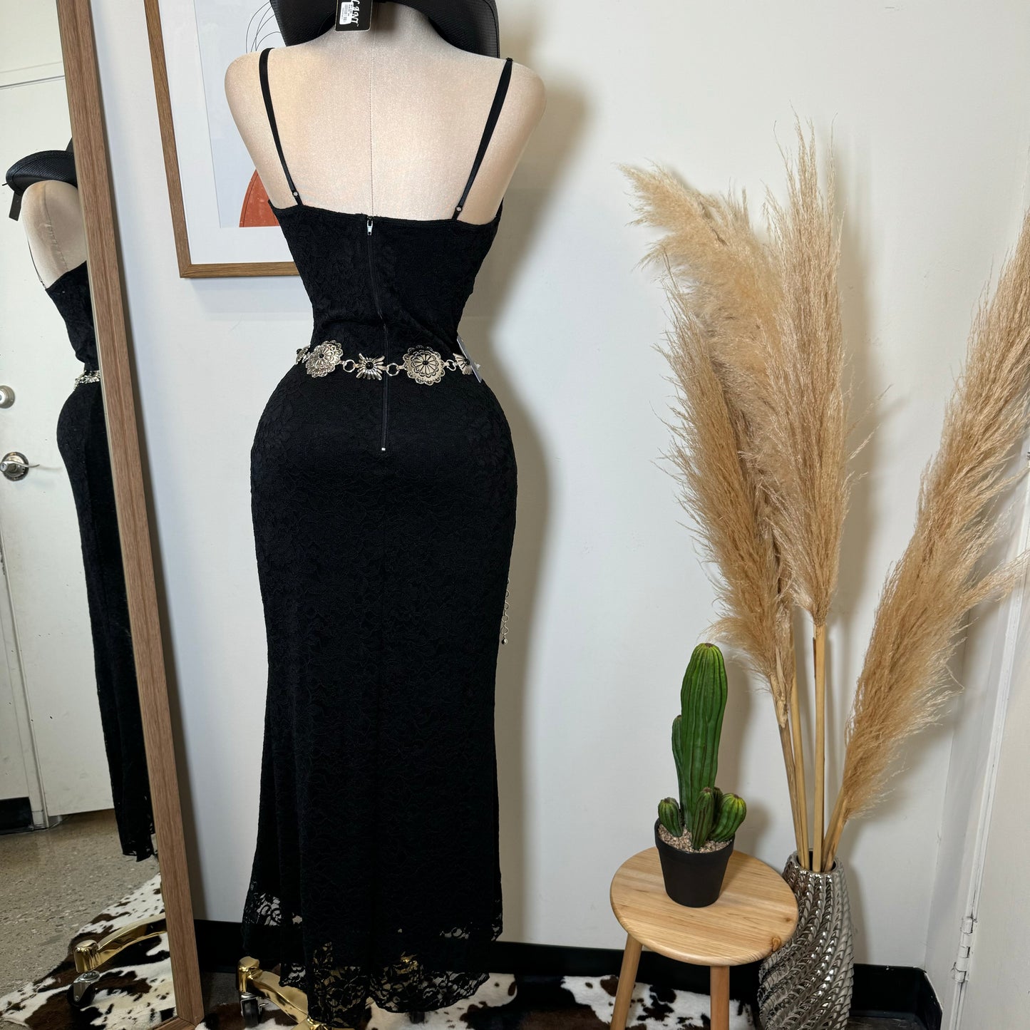 Corazón Mágico Lace Dress-Black