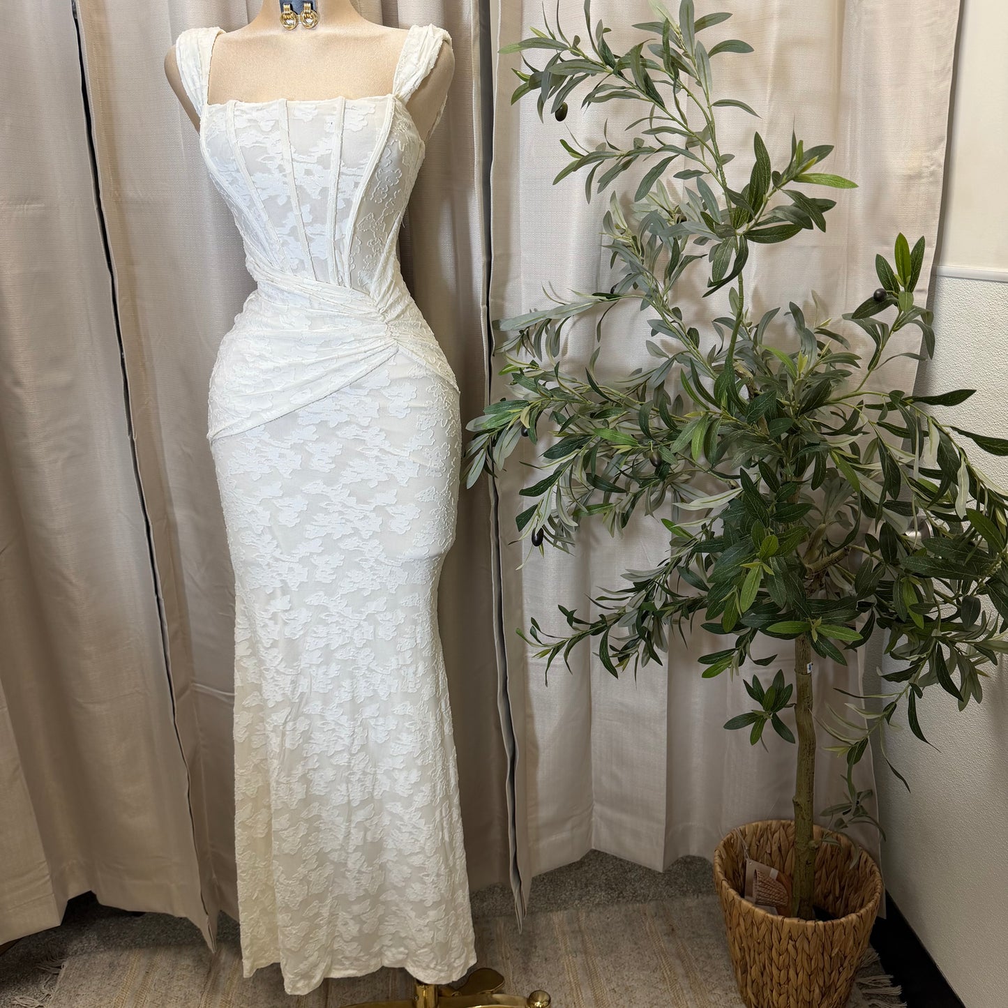 Bustier Bodice With Twist On the Side Maxi Dress-Cream (Copy)