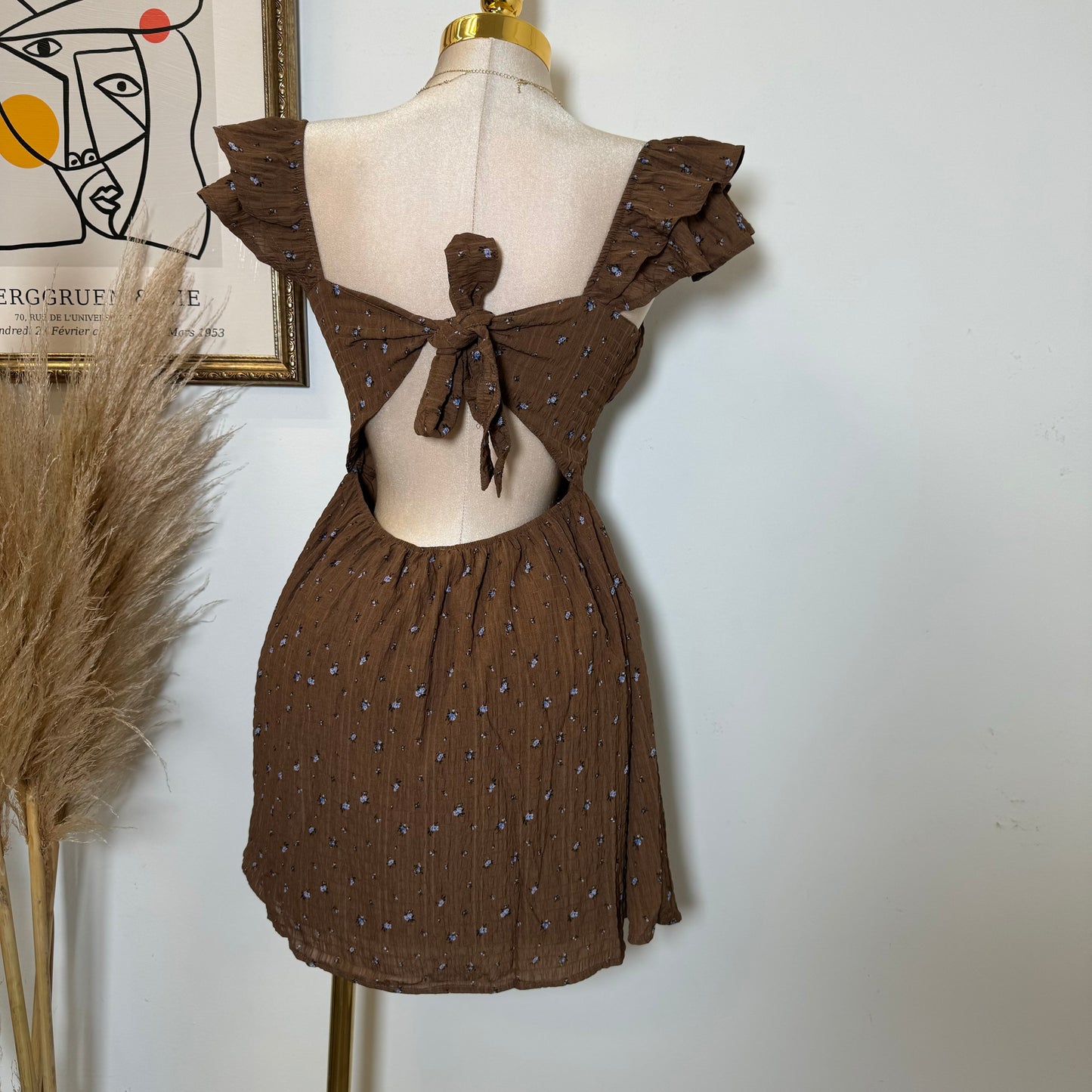 Ruffle Sleeve Mini Dress-Brown