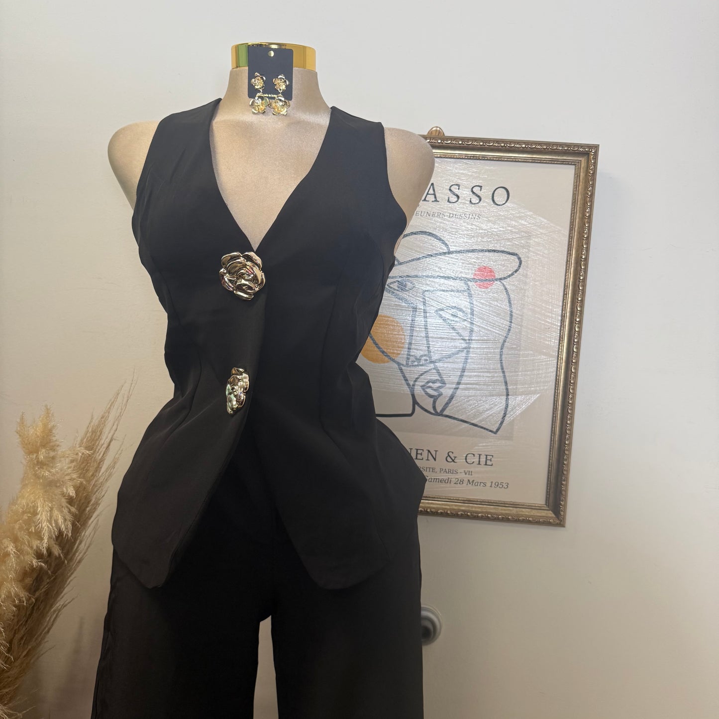 V Neck Top And Casual Pant Set-Black