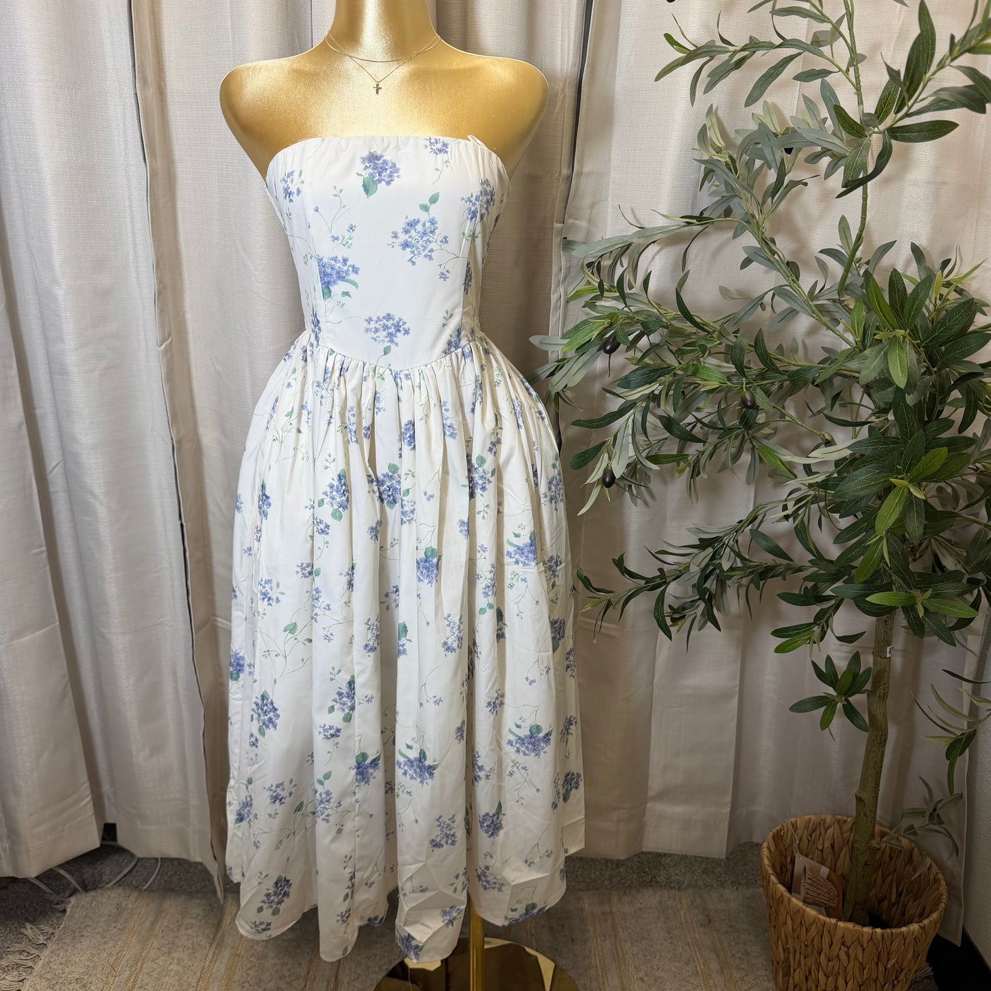 Strapless Floral Midi Dress-White/Blue