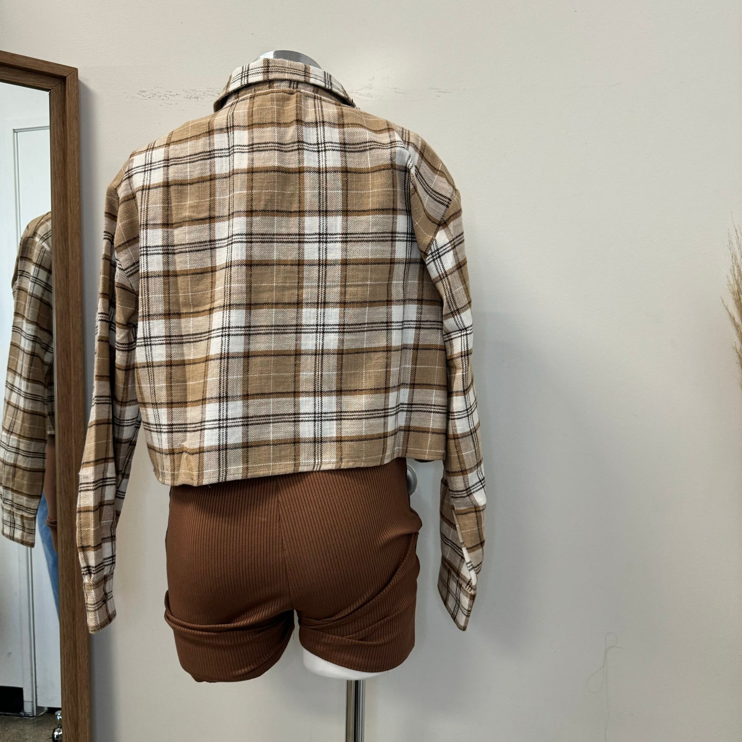 Bonita Crop Plaid Shirt -Brown