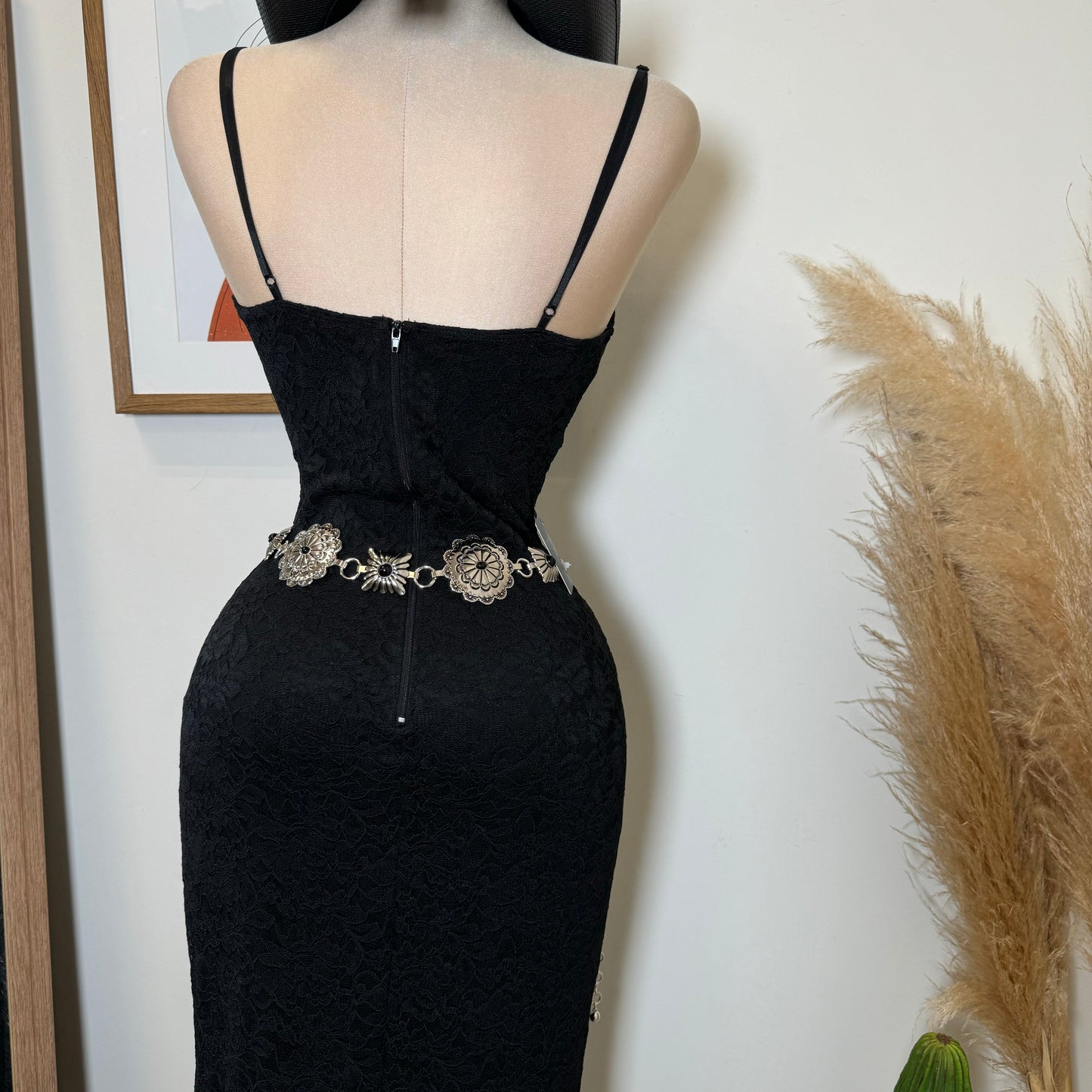 Corazón Mágico Lace Dress-Black