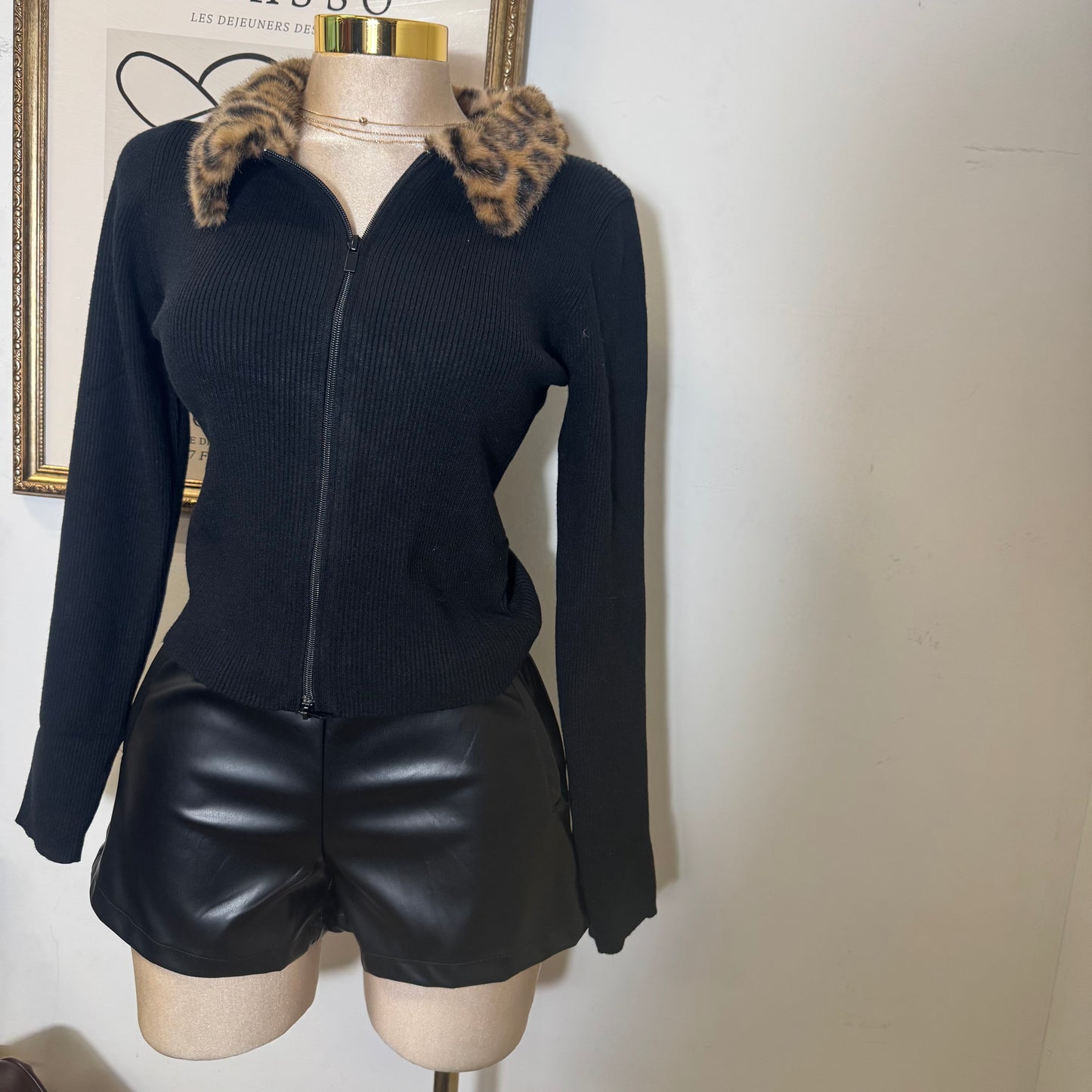 Leopard Fur Collard Double zip-Black