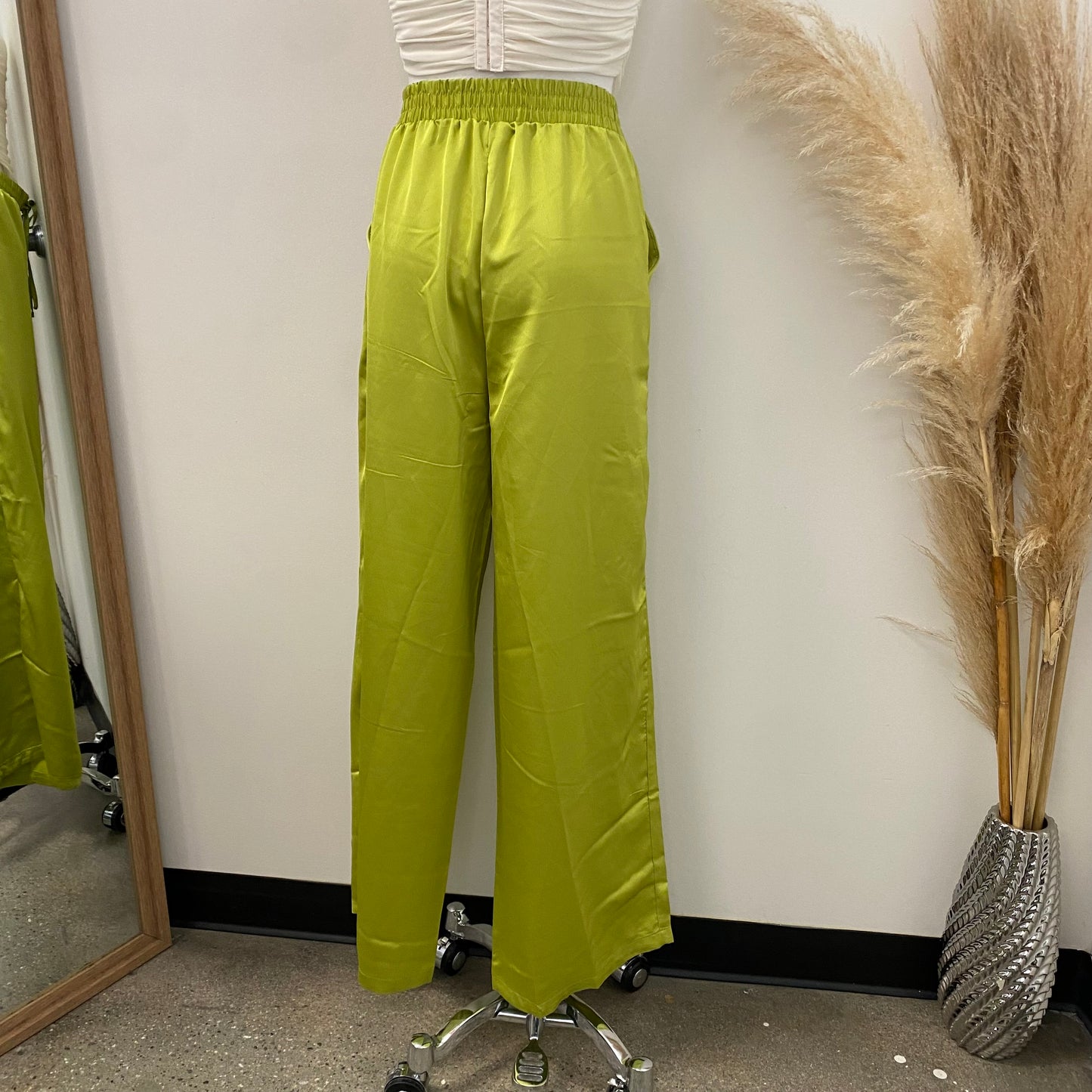 Larissa Satin Pants-Green